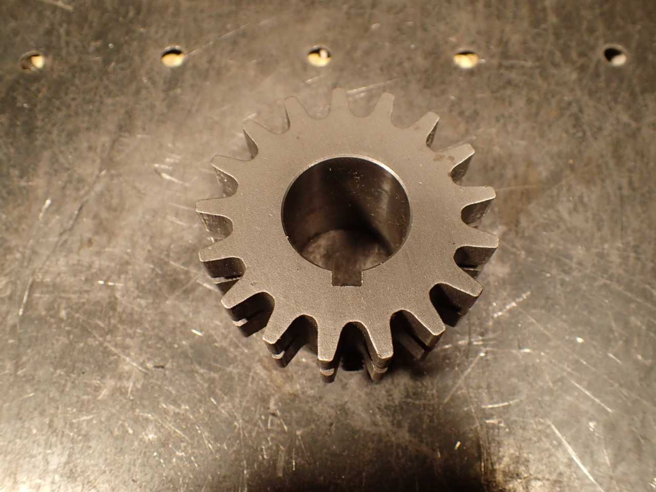 S.C. 404-17-3/4 Sprocket Gear: 1/2" Pitch, 17-Teeth, 2-5/8" OD 1-1/8" Keyed Bore - ROLLER CHAIN