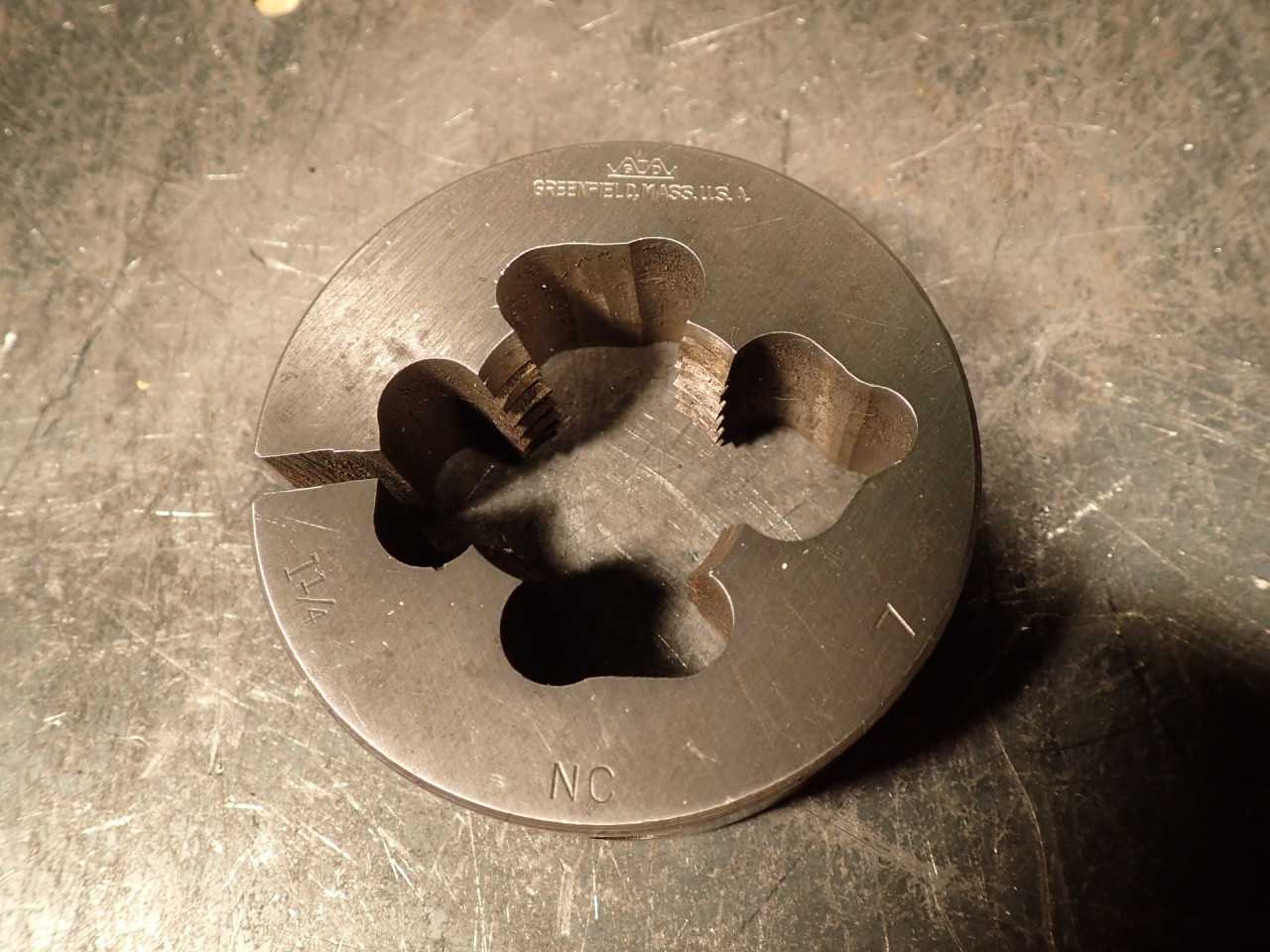 Greenfield 1-1/4" -7 NC Split Thread Threading Die: 3" Round Body, USA - HOLEMAKING TOOLS