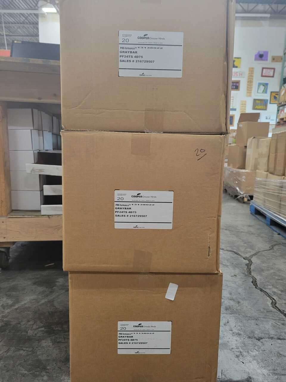 [Cooper Crouse-Hinds - 3 Cases of 20] "PF24TS-4D75" Slider Bracket / Outlet Box Assy. - CONDUIT FITTING