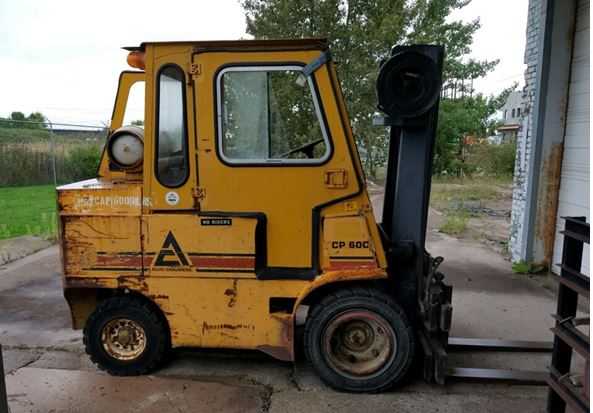 1989 Allis Chamlers ACP60C L SNGL Forklift - FORKLIFTS