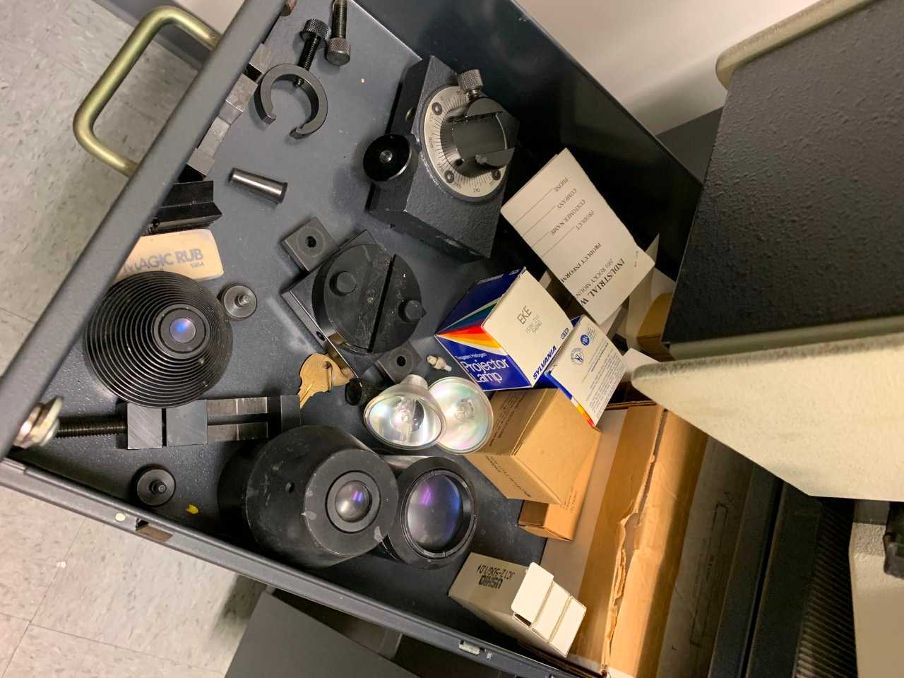 Deltronics DH-214 Optical Comparator - PROCESS EQUIPMENT