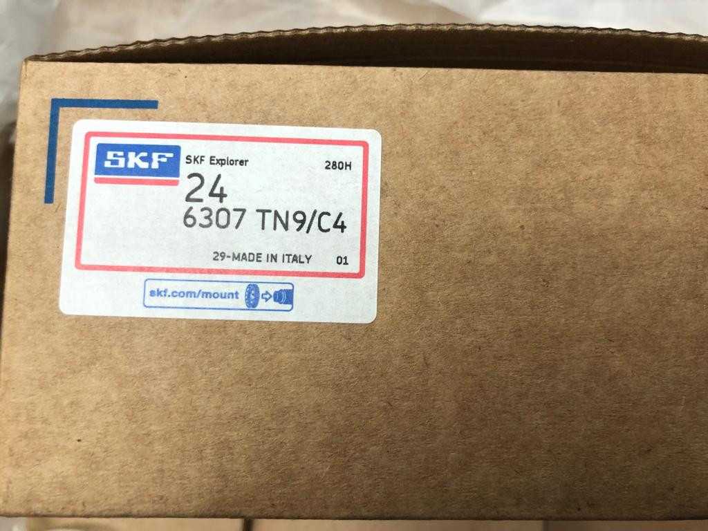 1 pallet of assorted bearings - BEARINGS