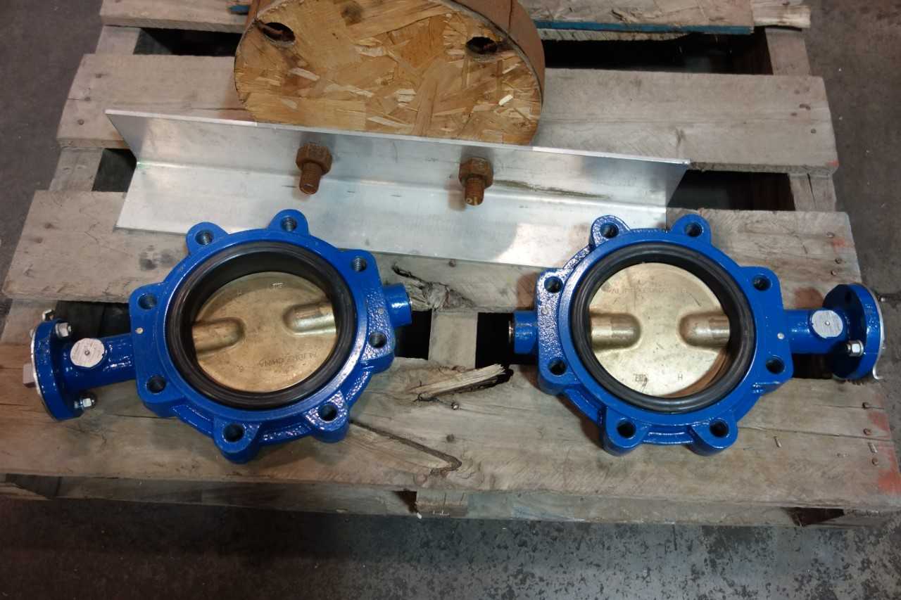 1 PALLET OF ASSORTED BUTTERFLY VALVES, DIAPHRAGM VALVE, WEDGED GATE VALVE- GRINNELL, SAUNDERS, KEROTEST - VALVES