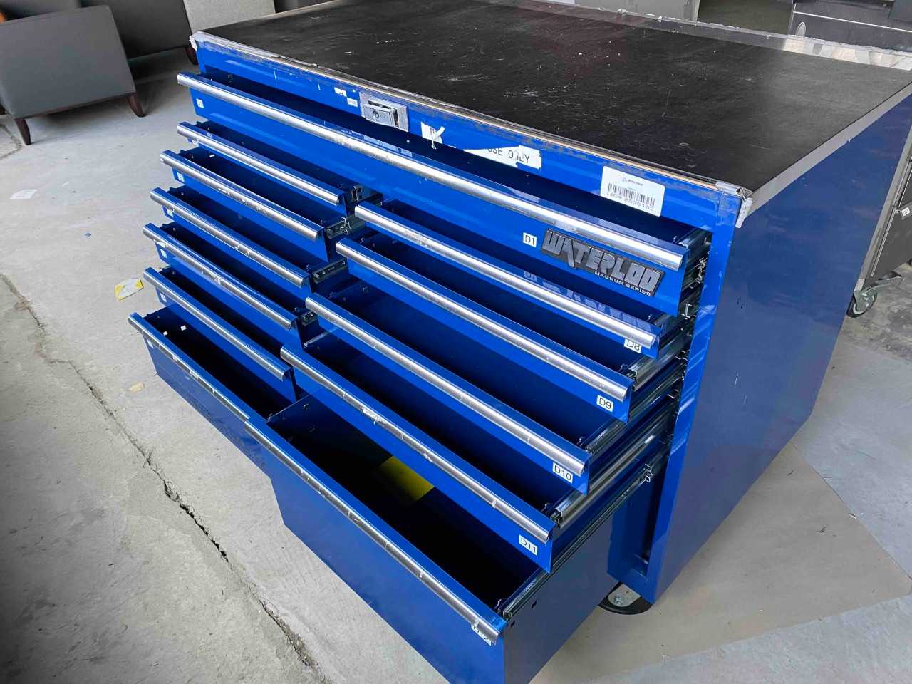 Waterloo Mobile Tool Cabinet (2536182) Charleston - TOOL STORAGE