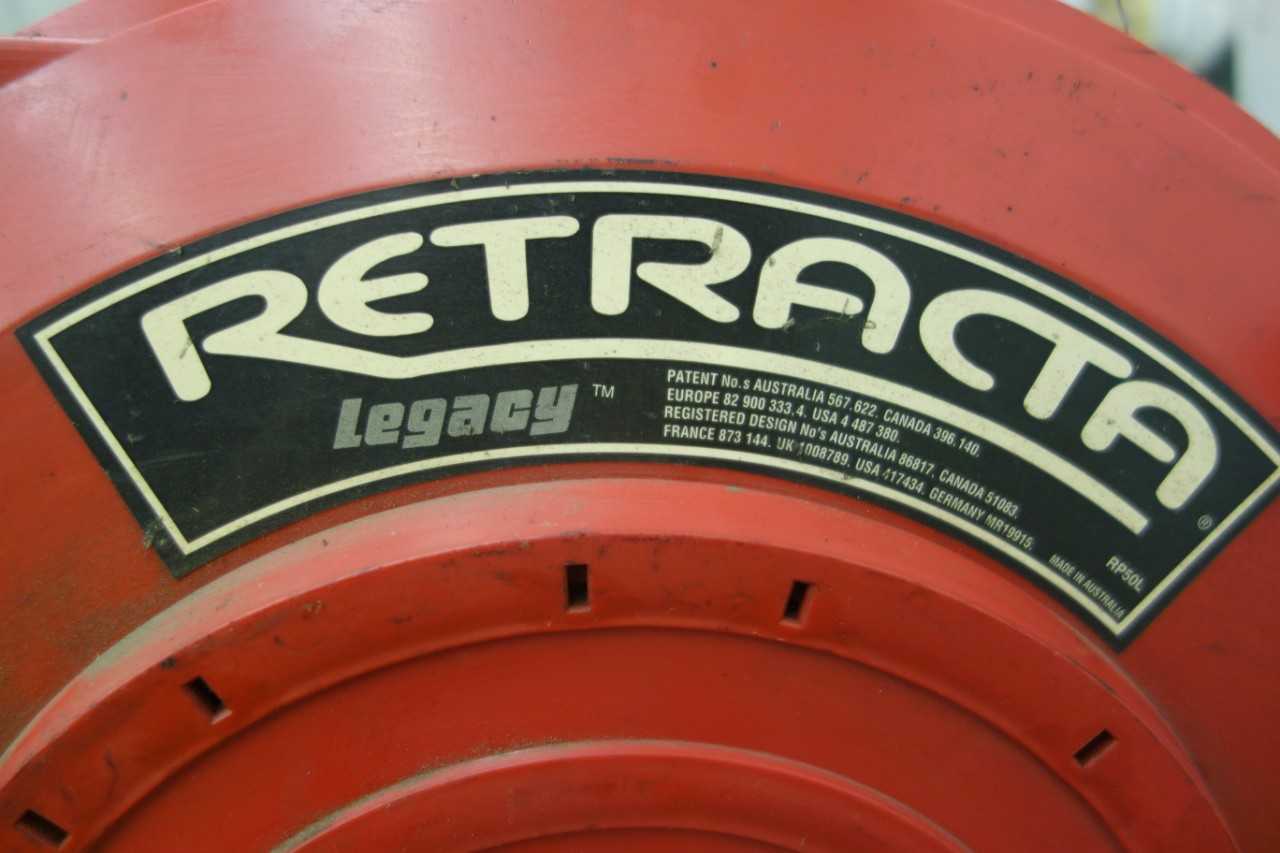 RETRACTA RETRACTABLE HOSE REEL - HOSE