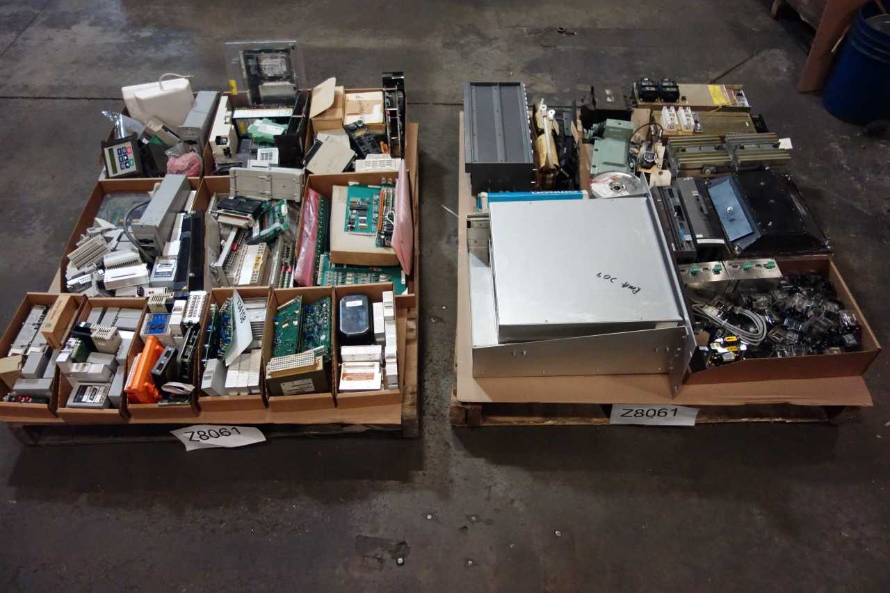 2 PALLETS OF ASSORTED ELECTRICAL MODULES, CIRCUIT BOARDS, TRANSFORMERS, COMMUNICATION INTERFACE, CONTROLLERS, ISOLATORS - OMRON, ALLEN BRADLEY, SANYO - ELECTRICAL COMPONENTS