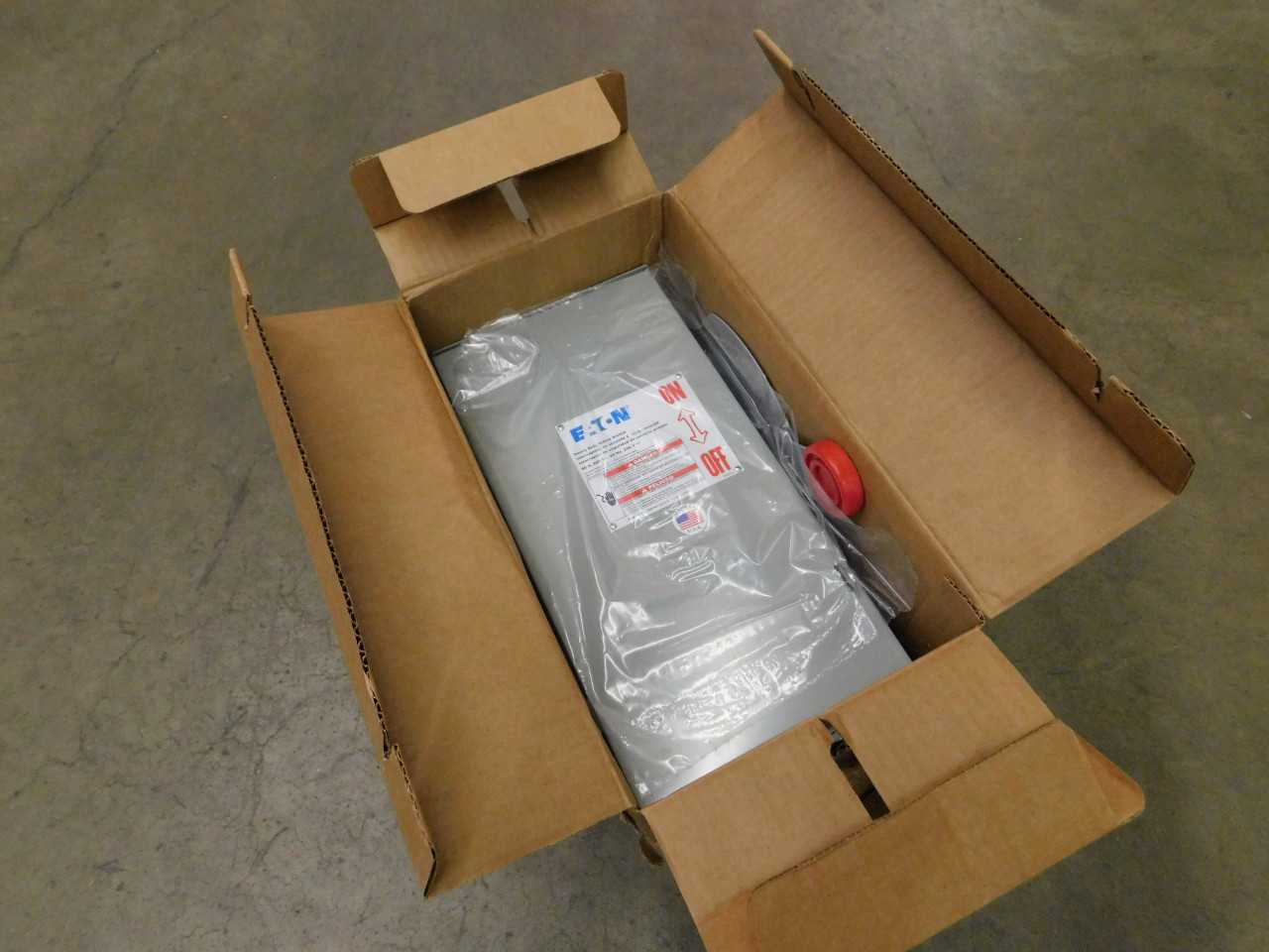 Lot of 2 Disconnect Switches - DISCONNECT SWITCHES