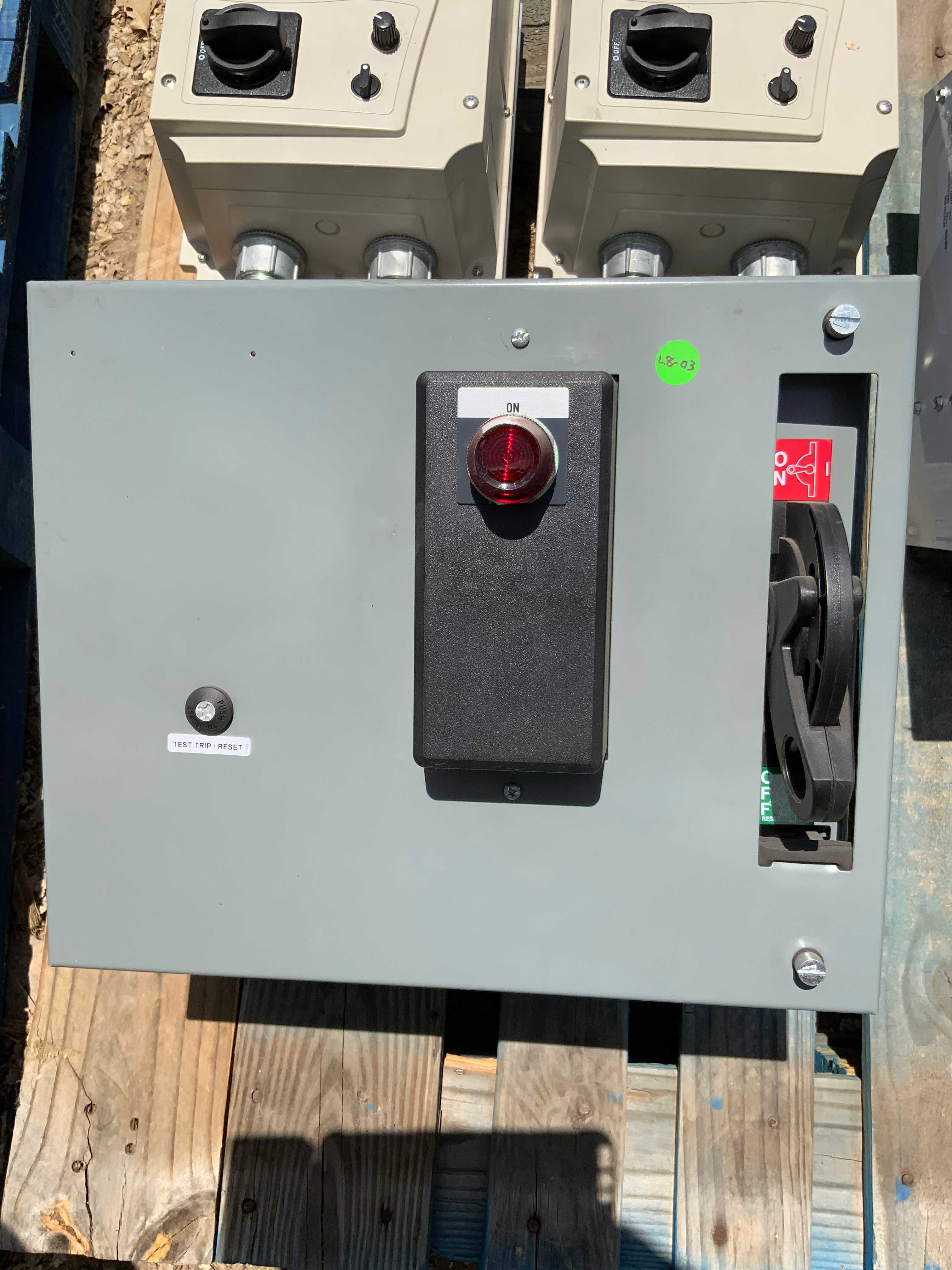 Lot of Teco and Allen-Bradley VFD and Switch/Bucket - MOTOR DRIVES