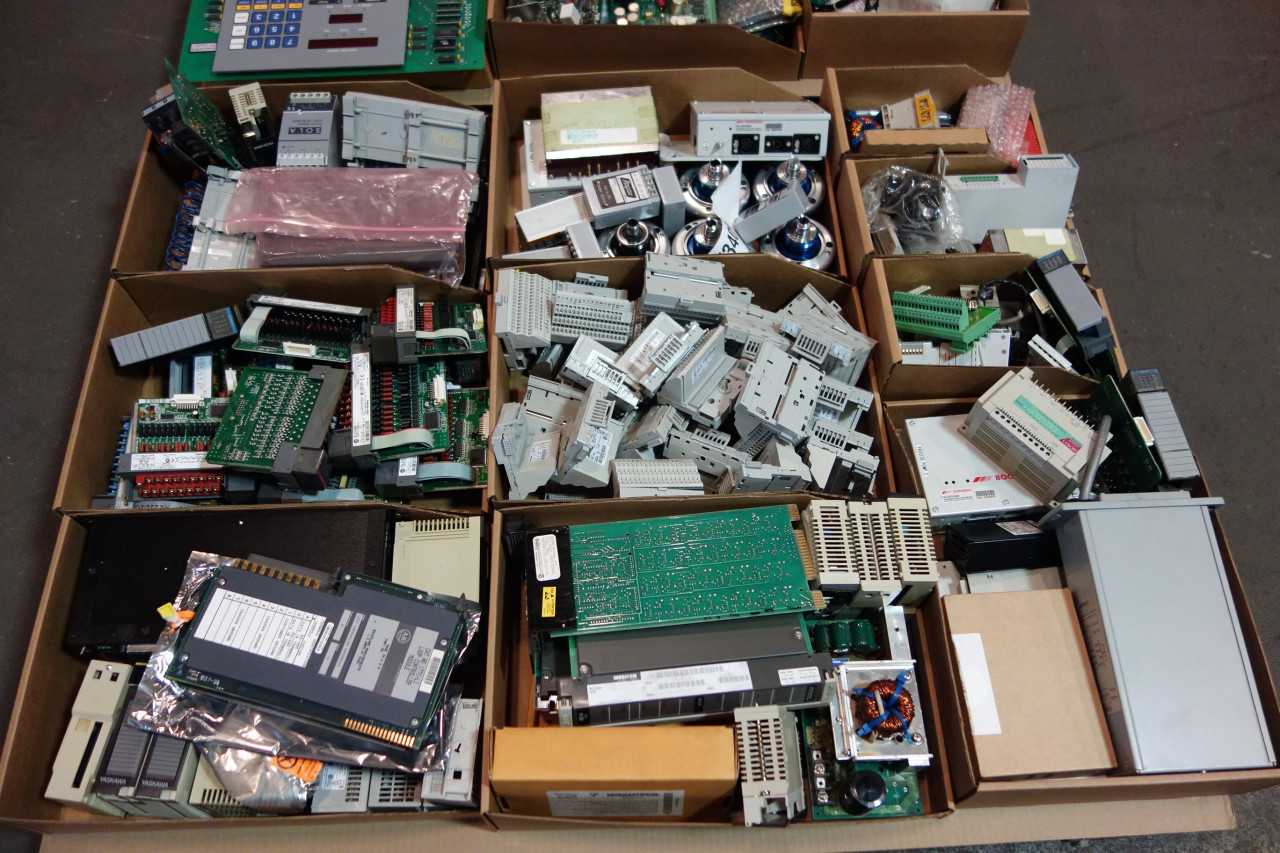 2 PALLETS OF ASSORTED ELECTRICAL MODULES, RELAYS, CIRCUIT BOARDS, CONTROLLERS , TRANSFORMERS, POWER SUPPLY - ALLEN BRADLEY, ACOPIAN,TELEDYNE - ELECTRICAL PARTS