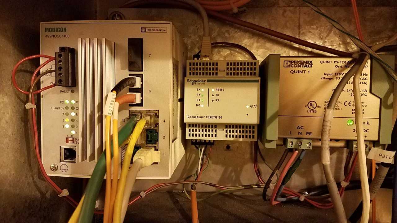ELECTRICAL CONTROL CABINET SQUARE D SY/MAX CRM570 NETWORK INTERFACE ALLEN BRADLEY UNIVERSAL I/O - AUTOMATION & CONTROLS