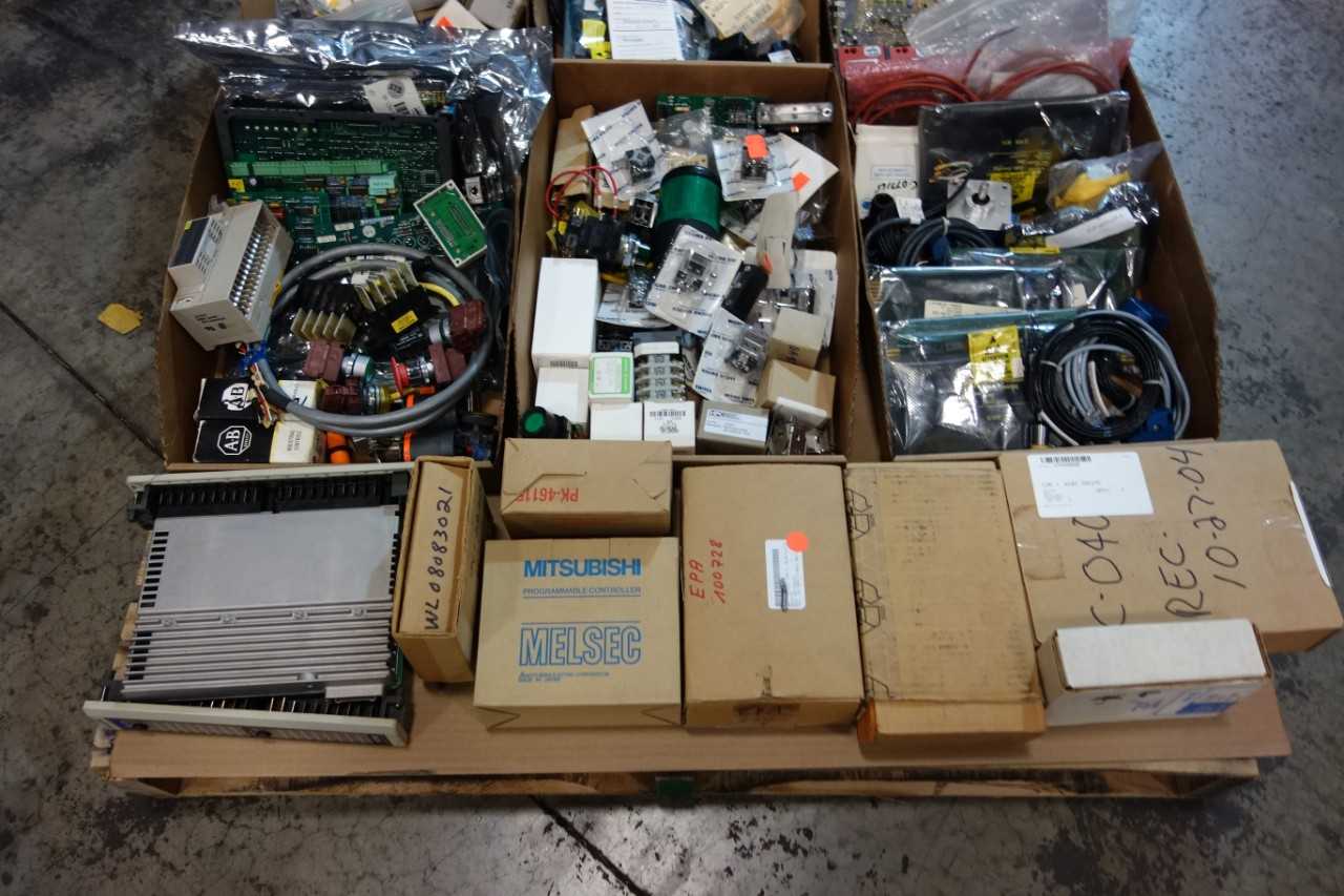 1 PALLET OF ASSORTED ELECTRICAL- CABLE-WIRE, CONTROL BOARDS, MODULES- SICK, ALLEN BRADLEY, MITSUBISHI - AUTOMATION & CONTROLS