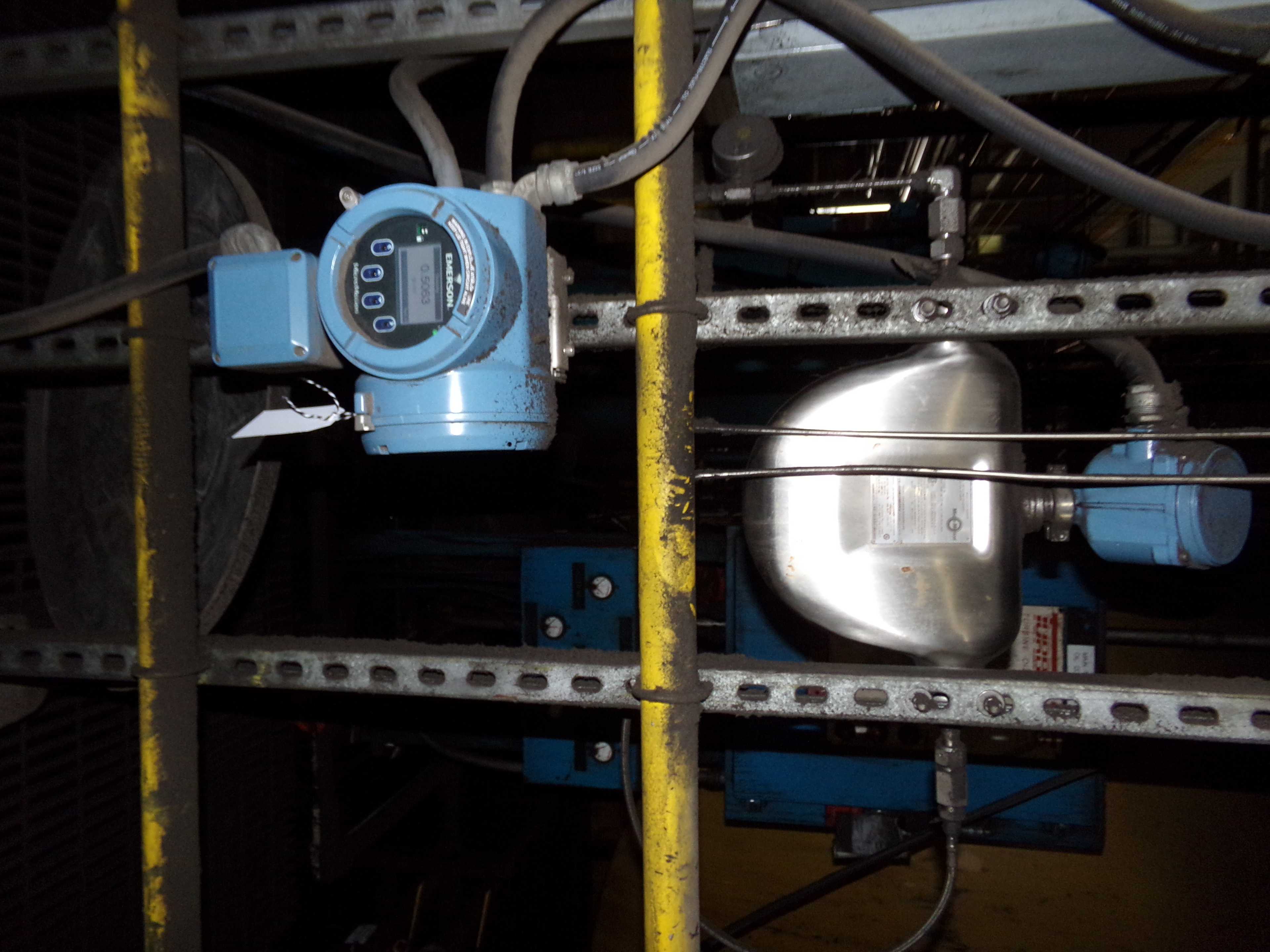 MICRO-MOTION CMFS025M319N2B2FKZZ FLOW METER WITH TRANSMITTER (5700R12AB28ZZZ) - FLOW METER
