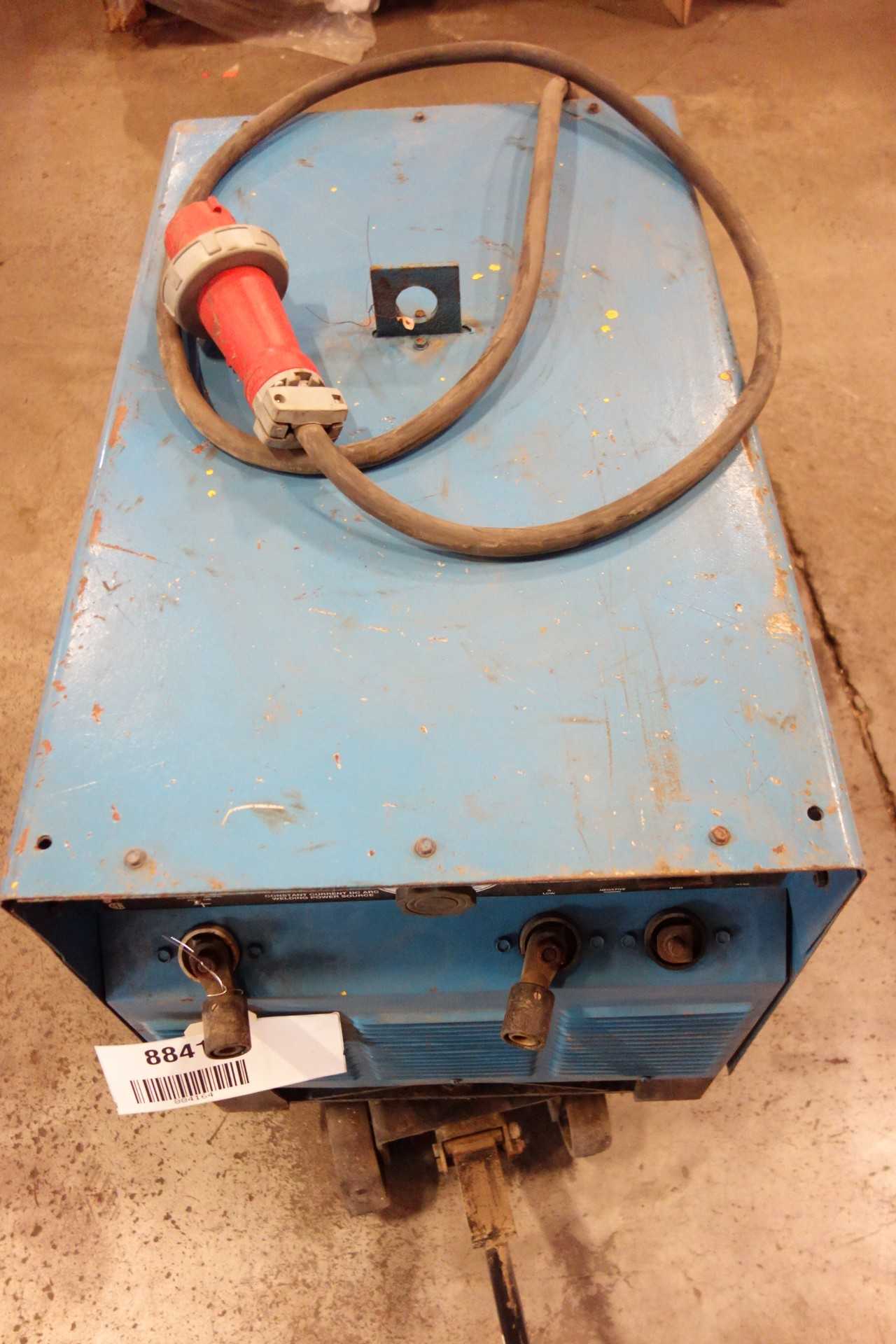 MILLER DC MULTIPROCESS WELDER - WELDING EQUIPMENT