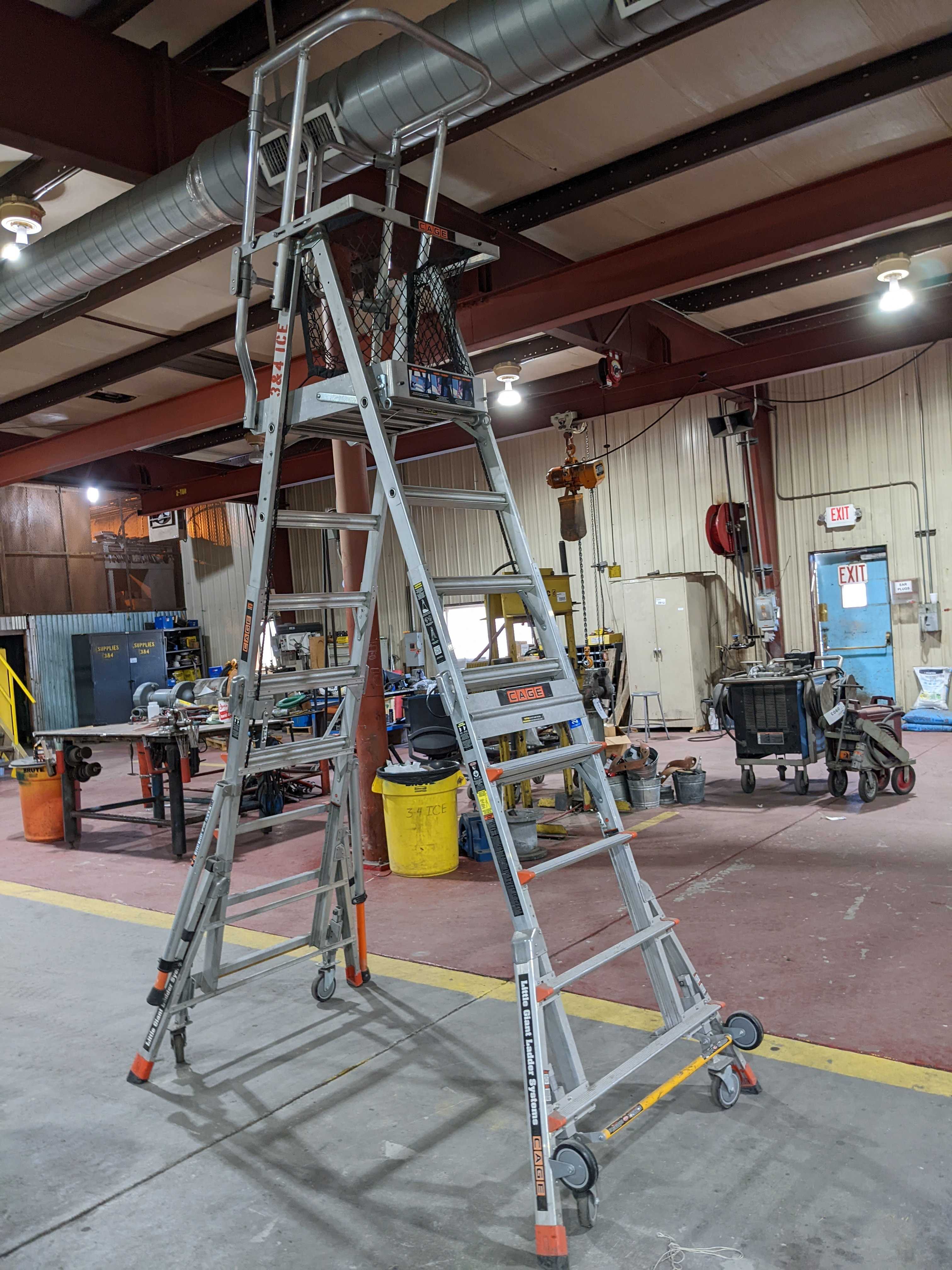 LADDER - MATERIAL HANDLING