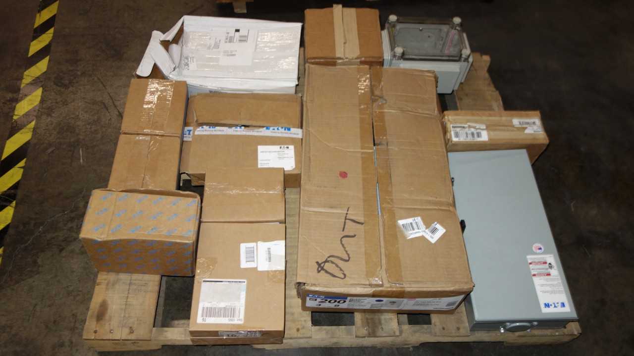 1 PALLET OF ASSORTED EATON ELECTRICAL POWER BOXES - ELECTRICAL COMPONENTS