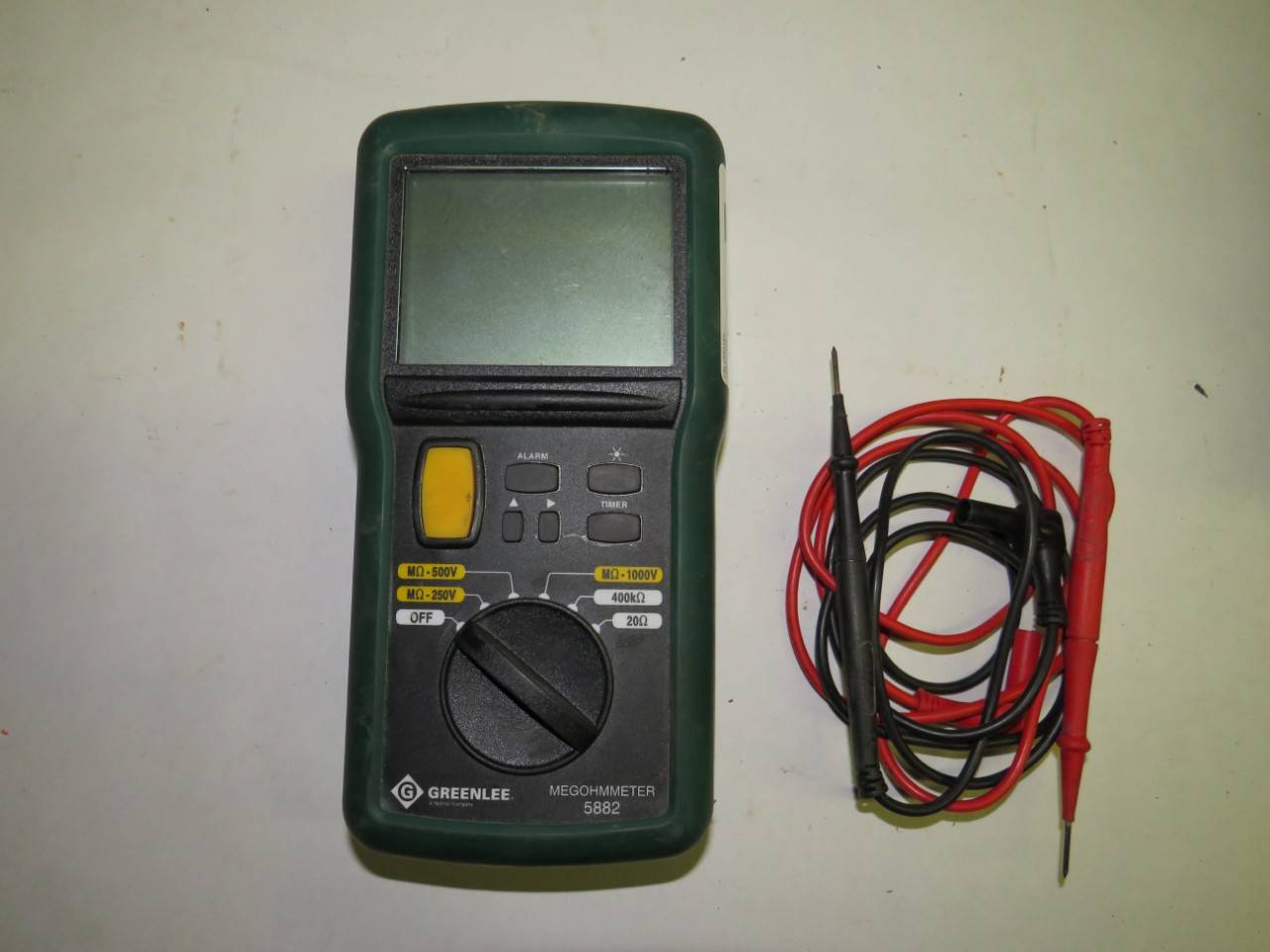 GREENLEE TEST INSTRUMENTS MEGOHMETER 5882 KIT