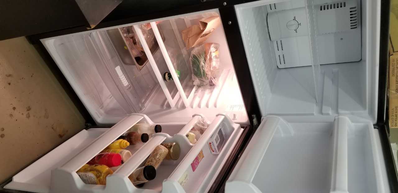 Refrigerator