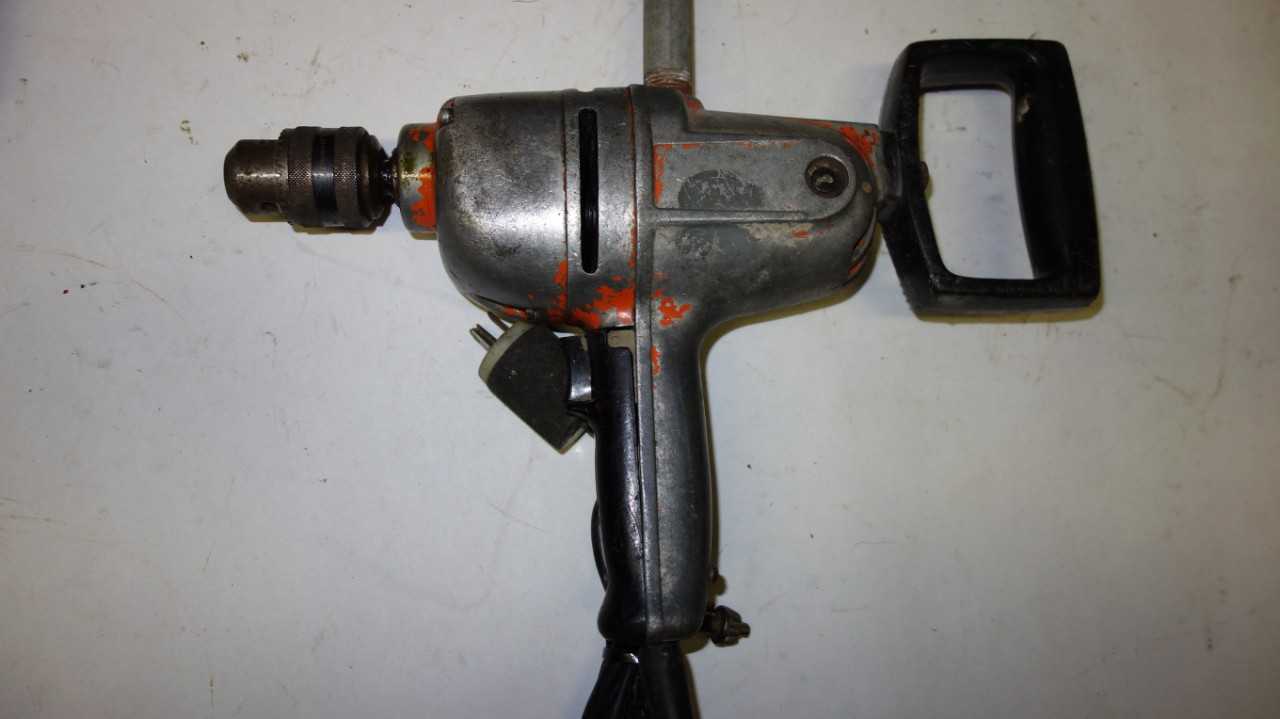 LOT OF 3 ASSORTED MIXING DRILLS - ELECTRIC POWER TOOLS