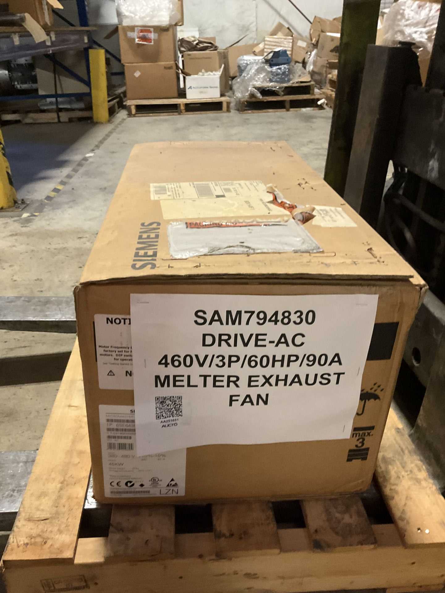 SIEMENS CORP MICROMASTER 430 AC VFD DRIVE - AC VFD DRIVES