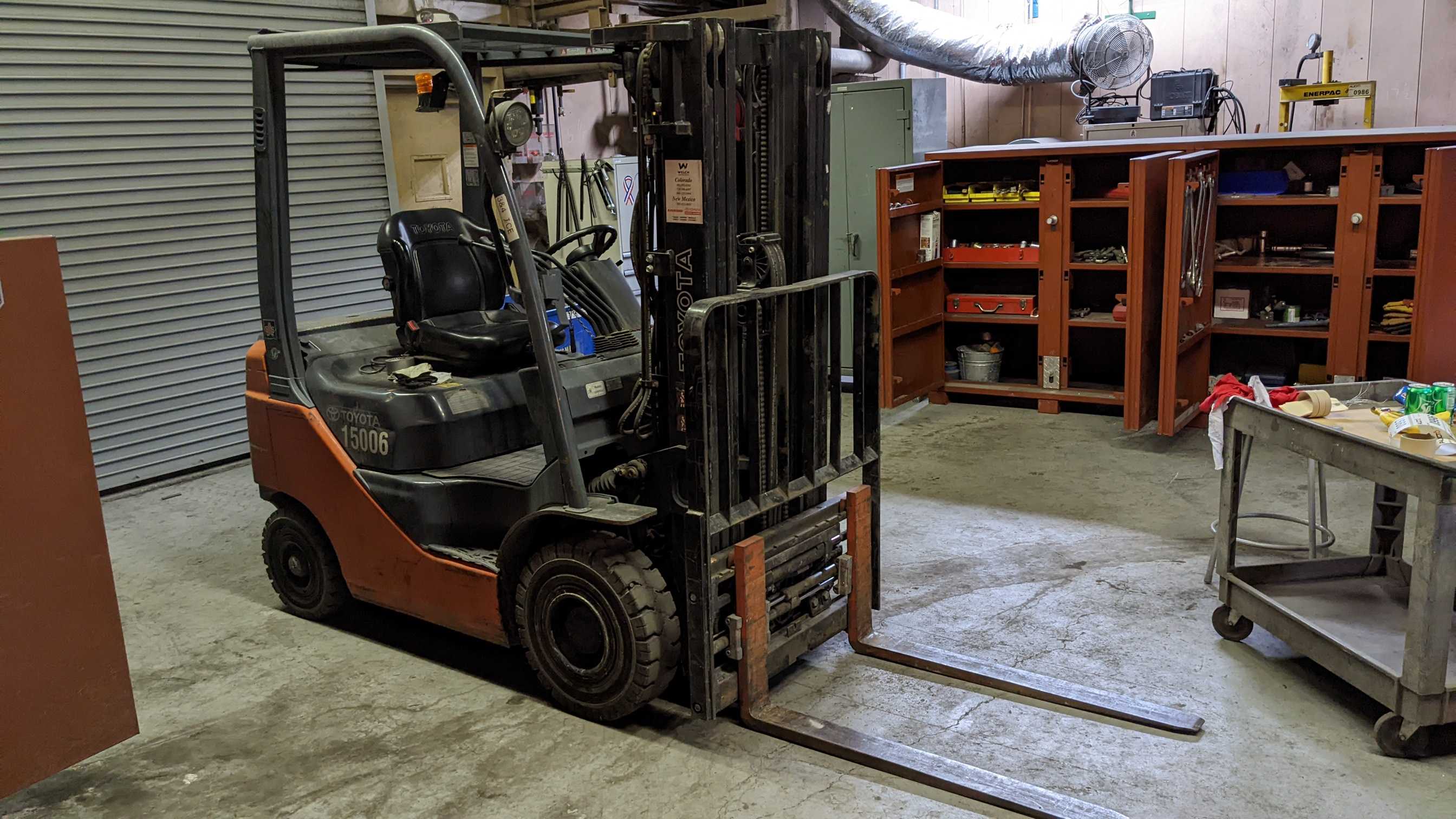 2011 TOYOTA FORKLIFT 8FDU15 - FORKLIFTS