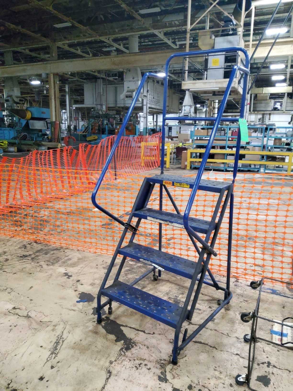 Portable Stairs - MACHINING EQUIPMENT
