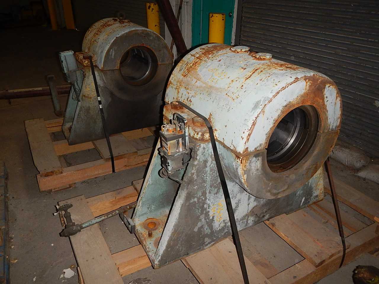 GE Pedestal Bearings with Bearings - BEARINGS