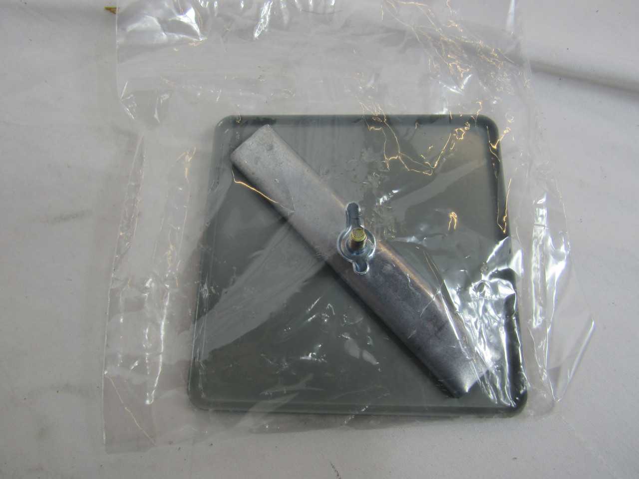 Quantity of 6 New Surplus Eaton ARP00016CHB Hub Closure Plate - MACHINING ACCESSORIES & TOOLING