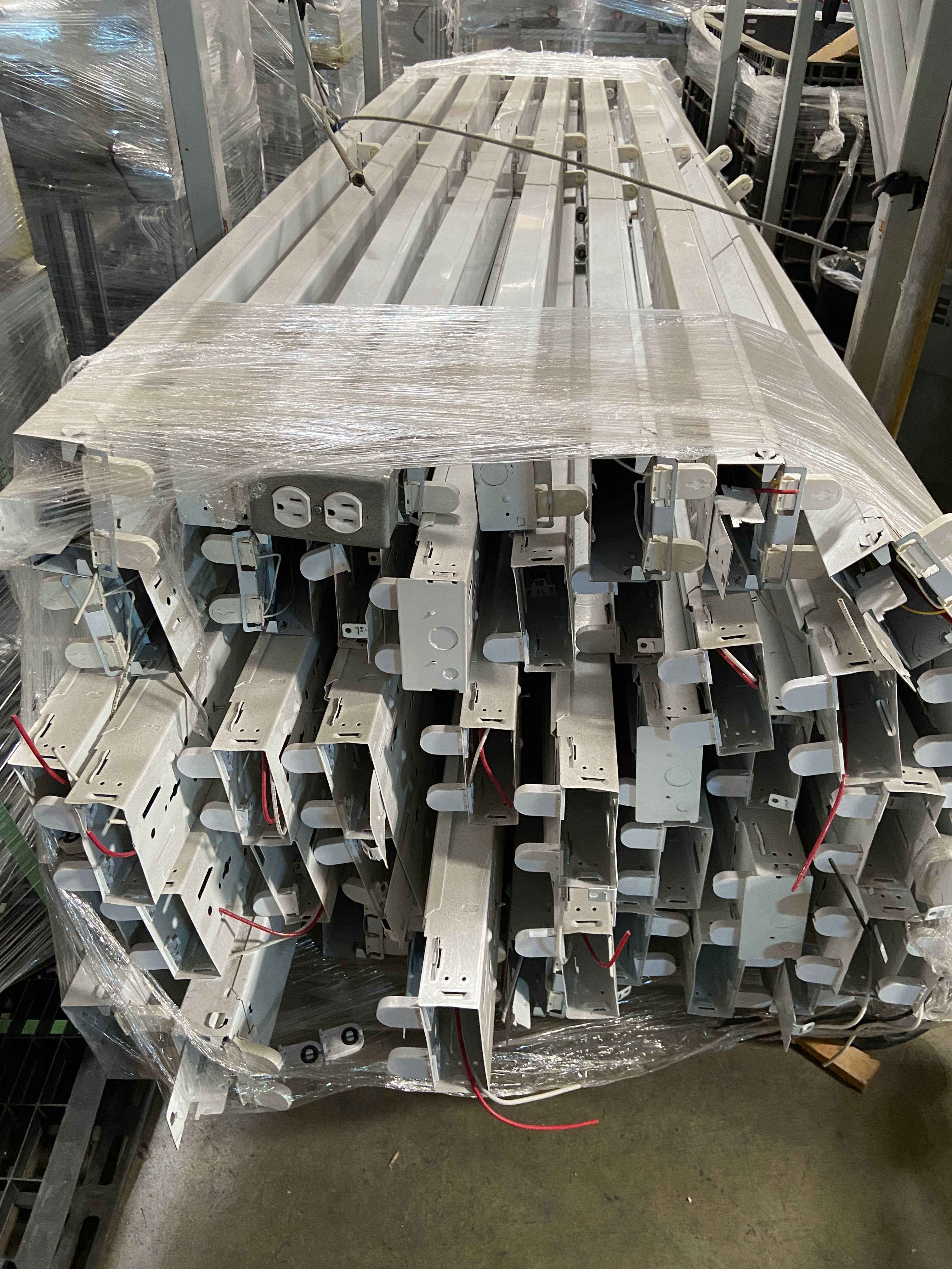 Misc lights and factory electrical infrustructure 48 sets - LIGHTING