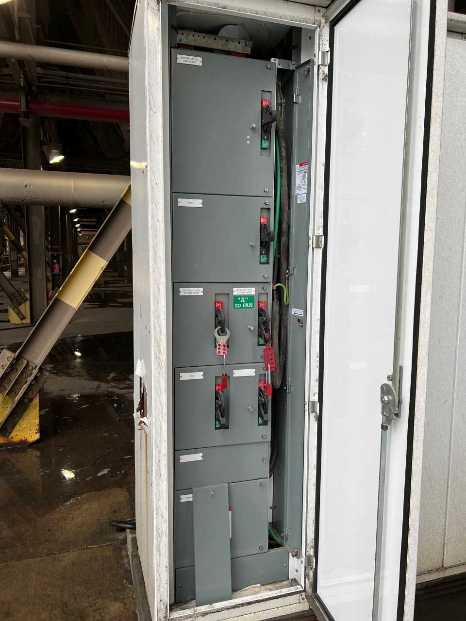 Allen Bradley Centerline 2100 MCCs - MOTOR STARTERS