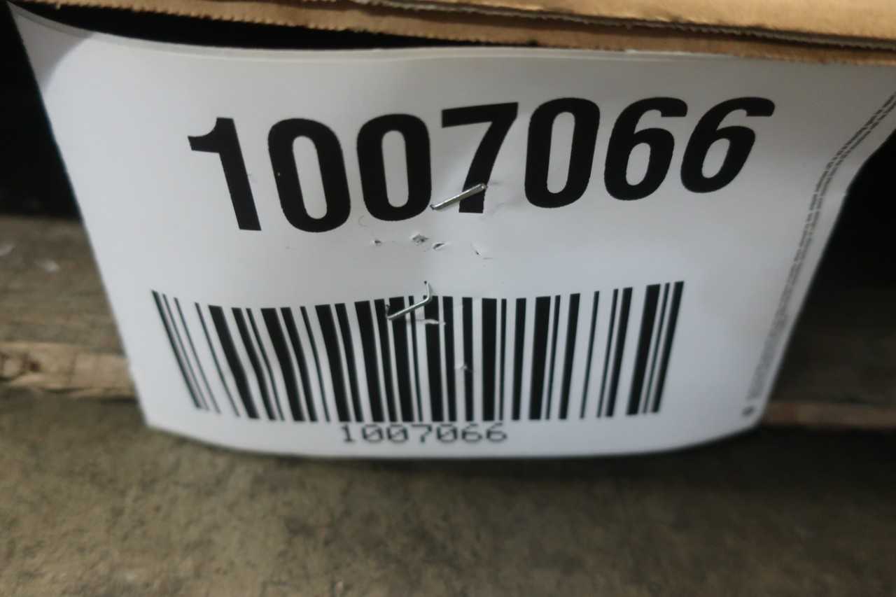 4 PALLETS OF ASSORTED CYLINDERS, HYDRAULIC, PNEUMATIC - HYDRAULIC CYLINDERS