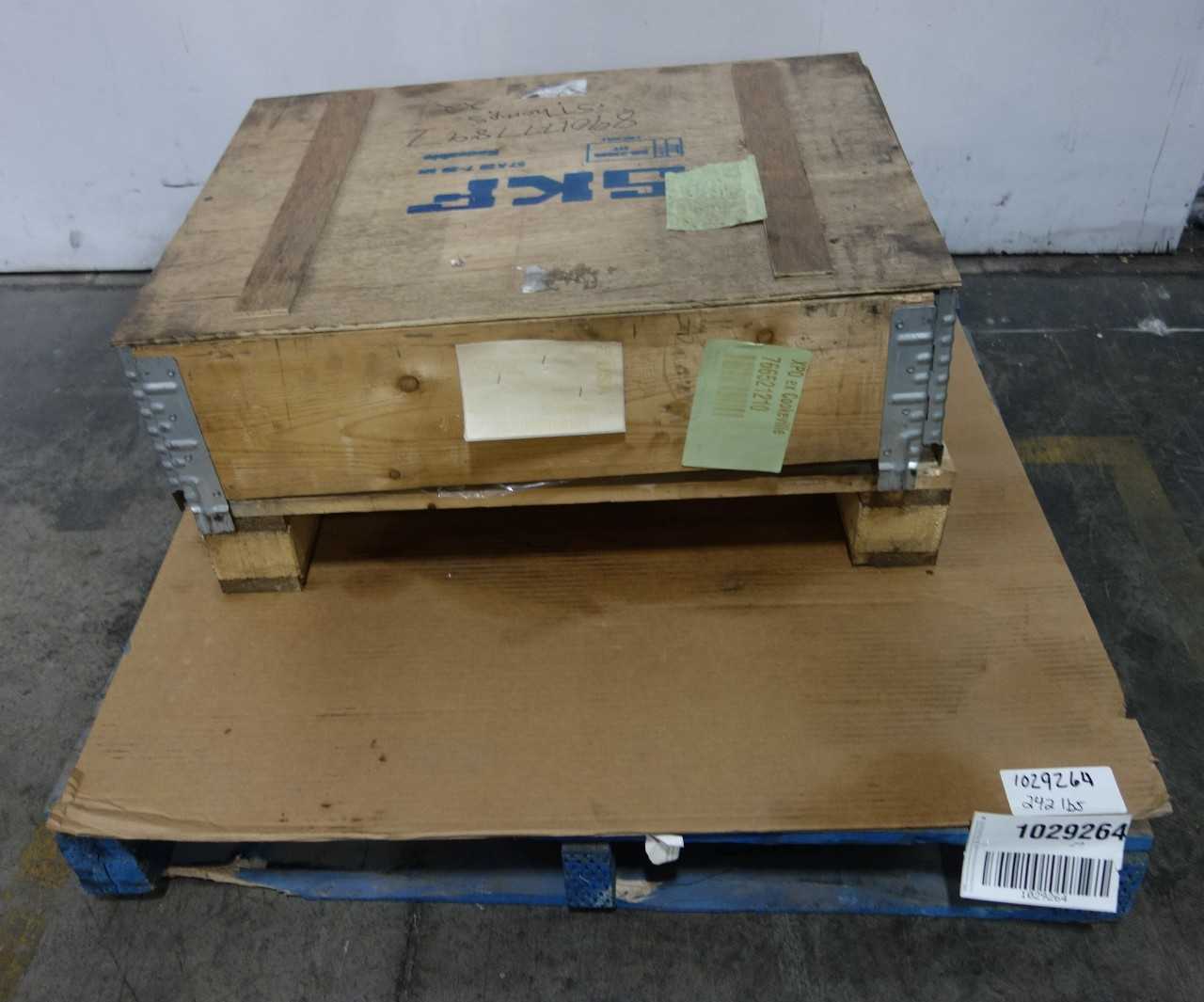 LOT OF 2 SKF EXPLORERS - BEARINGS