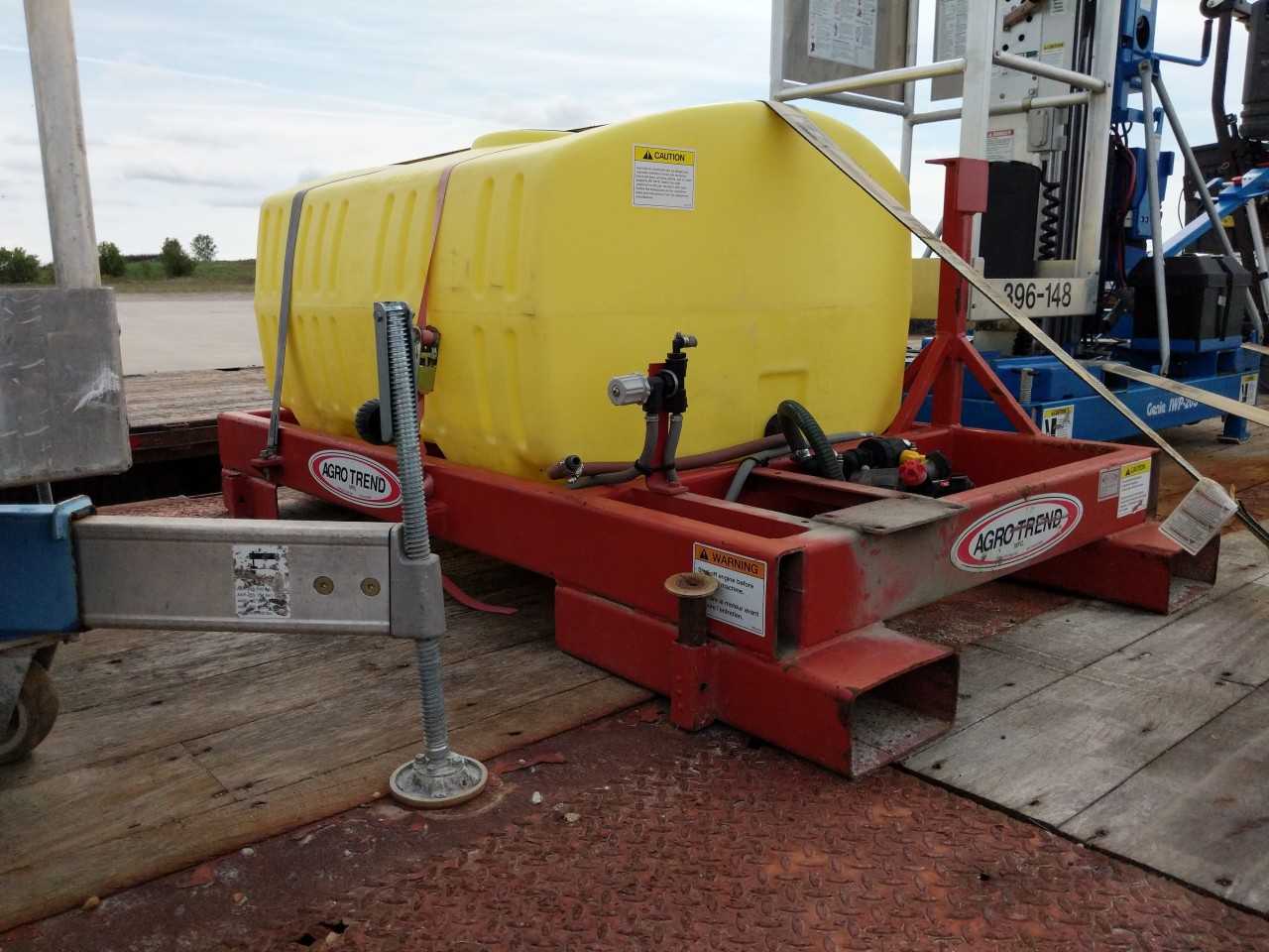Agro Trend Farm Equipment Yellow Tank - MATERIAL HANDLING