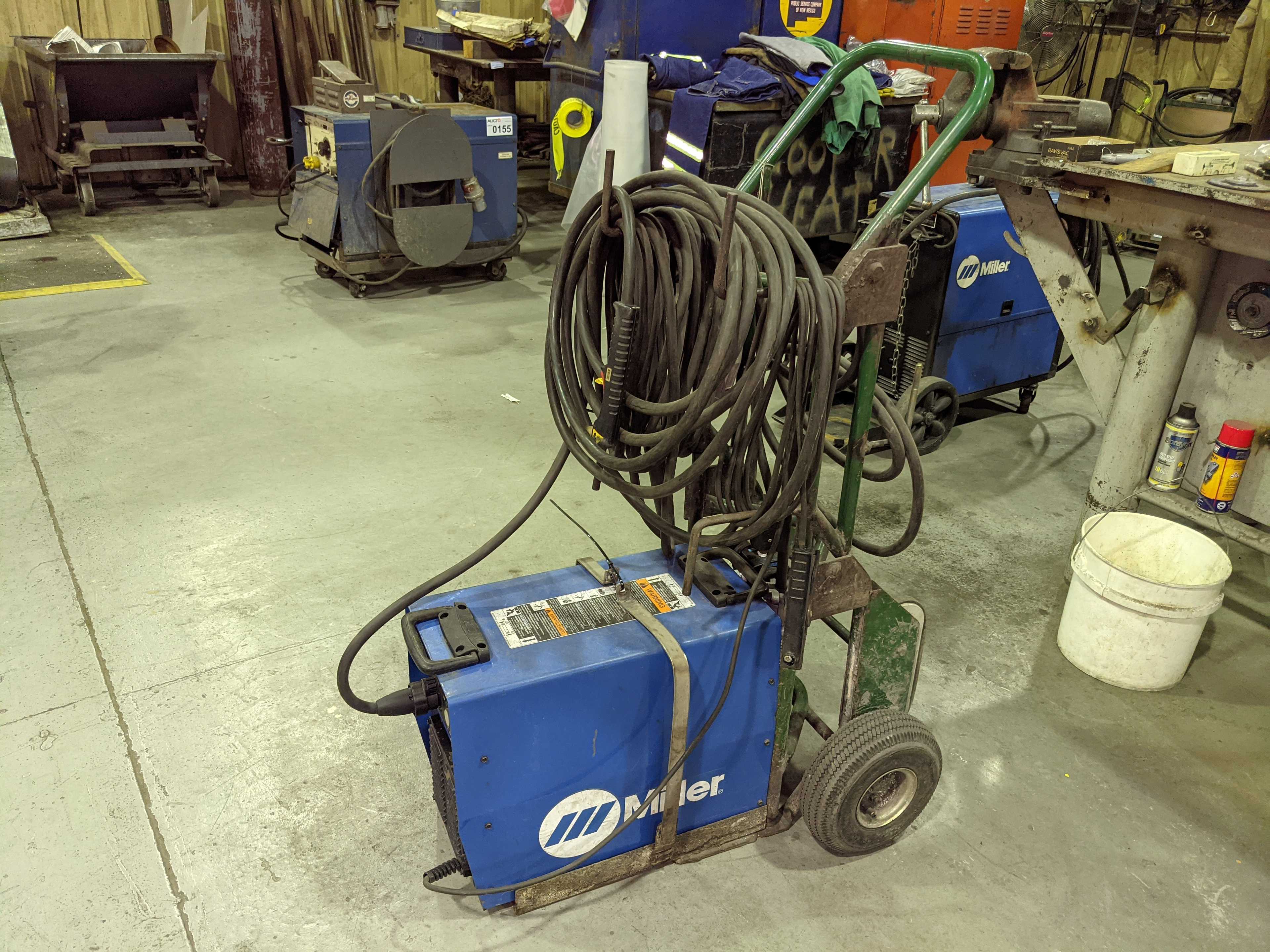 WELDER - WELDING EQUIPMENT WELDER - WELDING EQUIPMENT