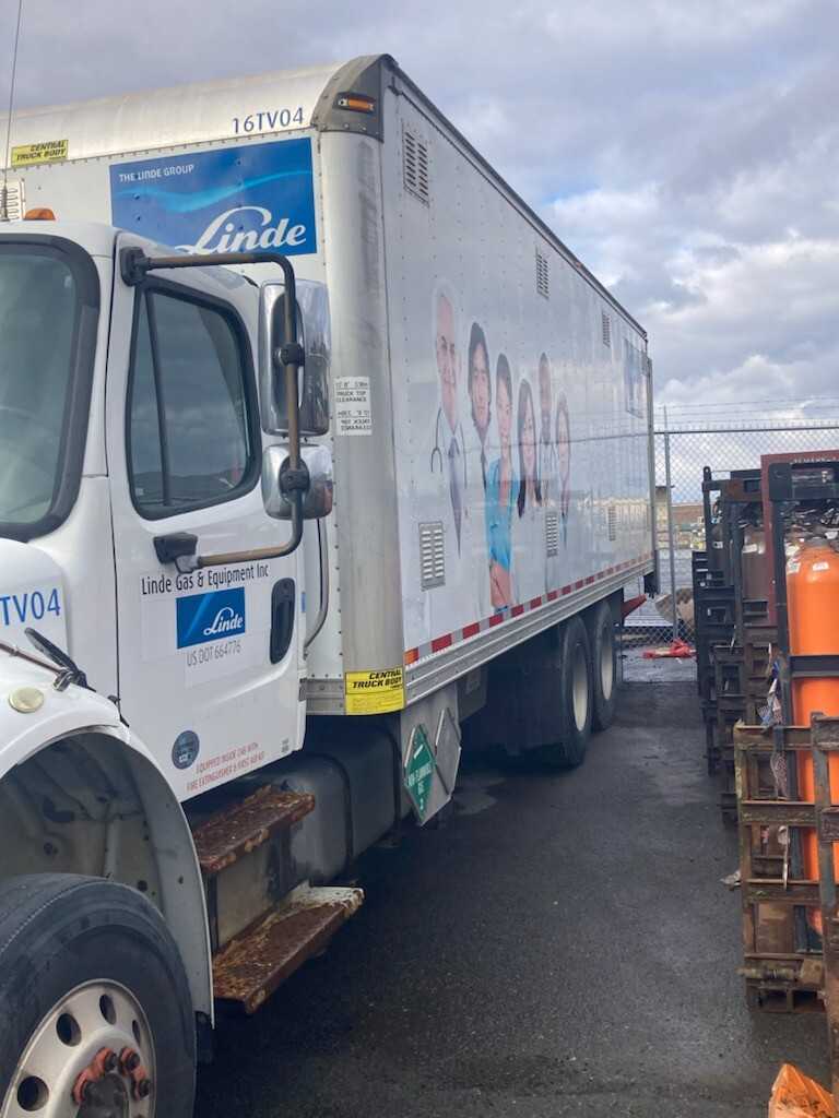 2016 Freightliner M2 Box Van - HYDRO EXCAVATOR TRUCKS