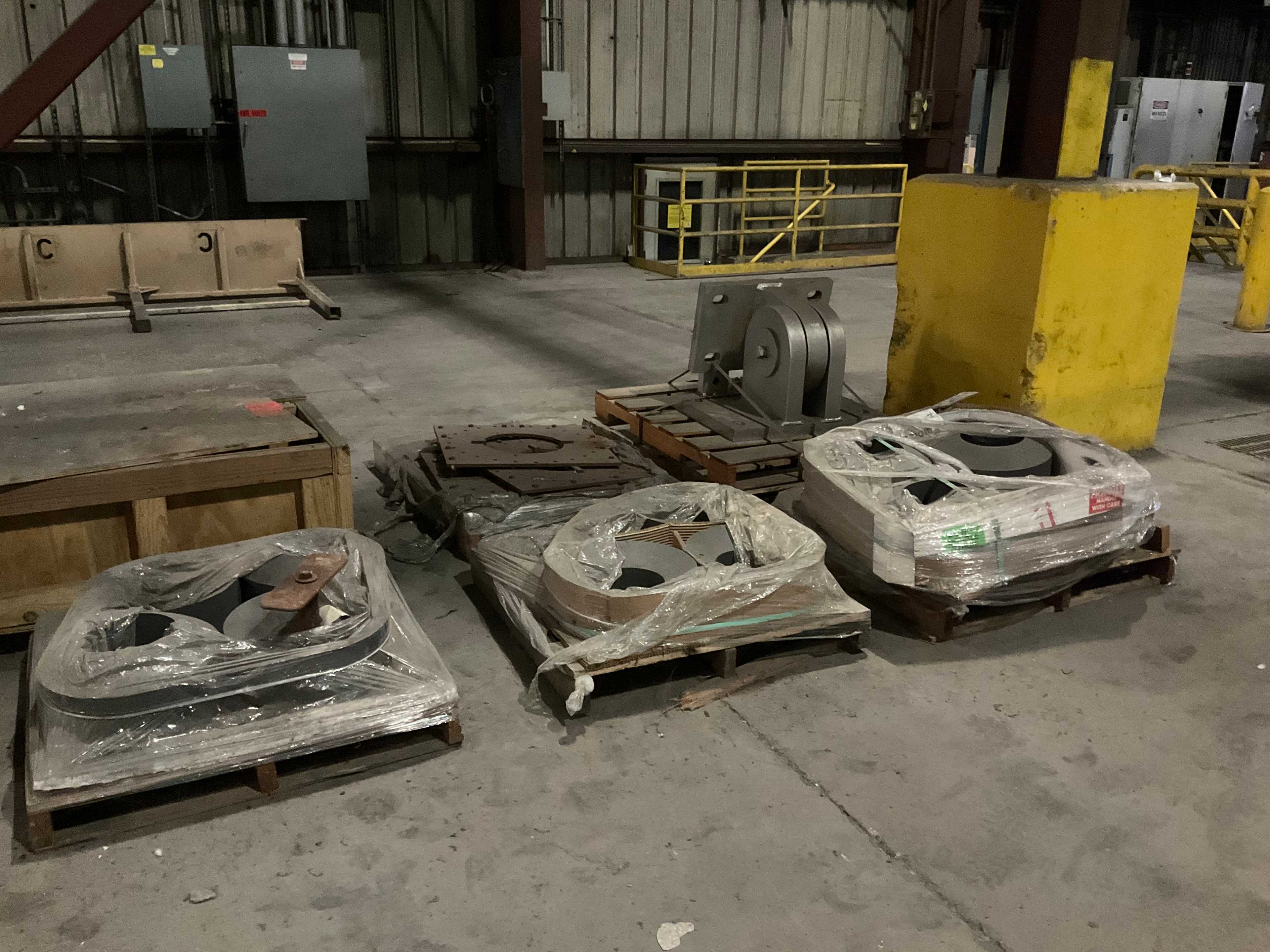 METAL PARTS - INDUSTRIAL PARTS