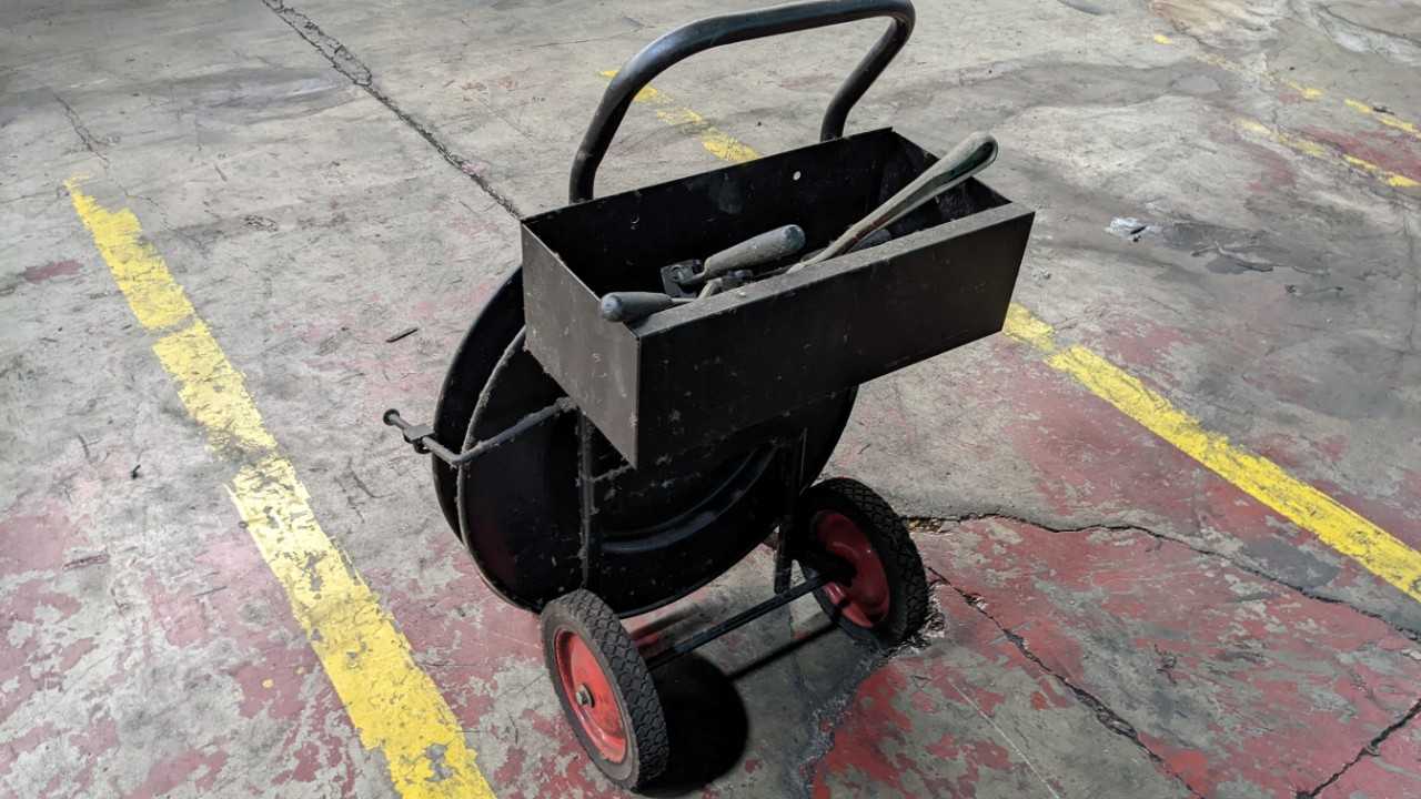 Steel banding reel/cart with crimping tools - ELECTRIC POWER TOOLS