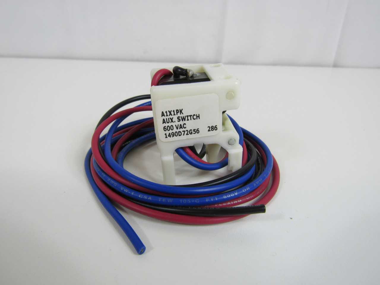 Lot of Quantity 2x A1X1PK MCCB Auxilary Switches - ELECTRICAL COMPONENTS