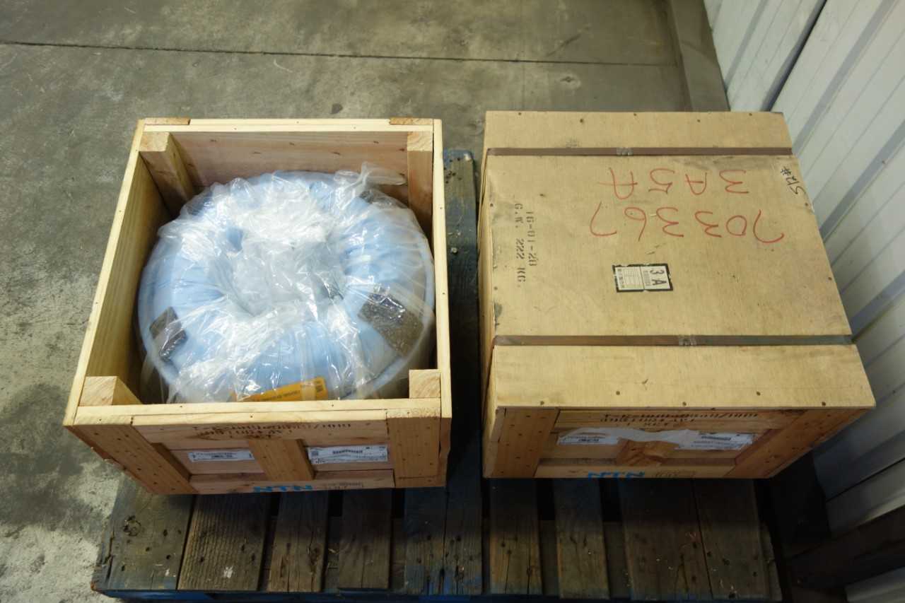 LOT OF 2 NTN HH949549 ROLLER BEARINGS - BEARINGS