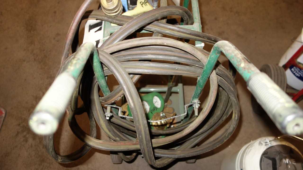 OXYACETYLENE WELDING TORCH CART - WELDING EQUIPMENT