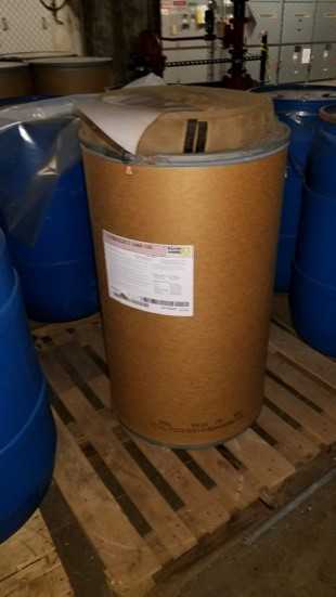 1 Lot of Amberjet 4400 Resin - HAND TOOLS