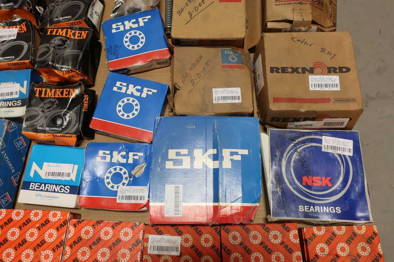 PALLET OF ASSORTED BEARINGS - BEARINGS