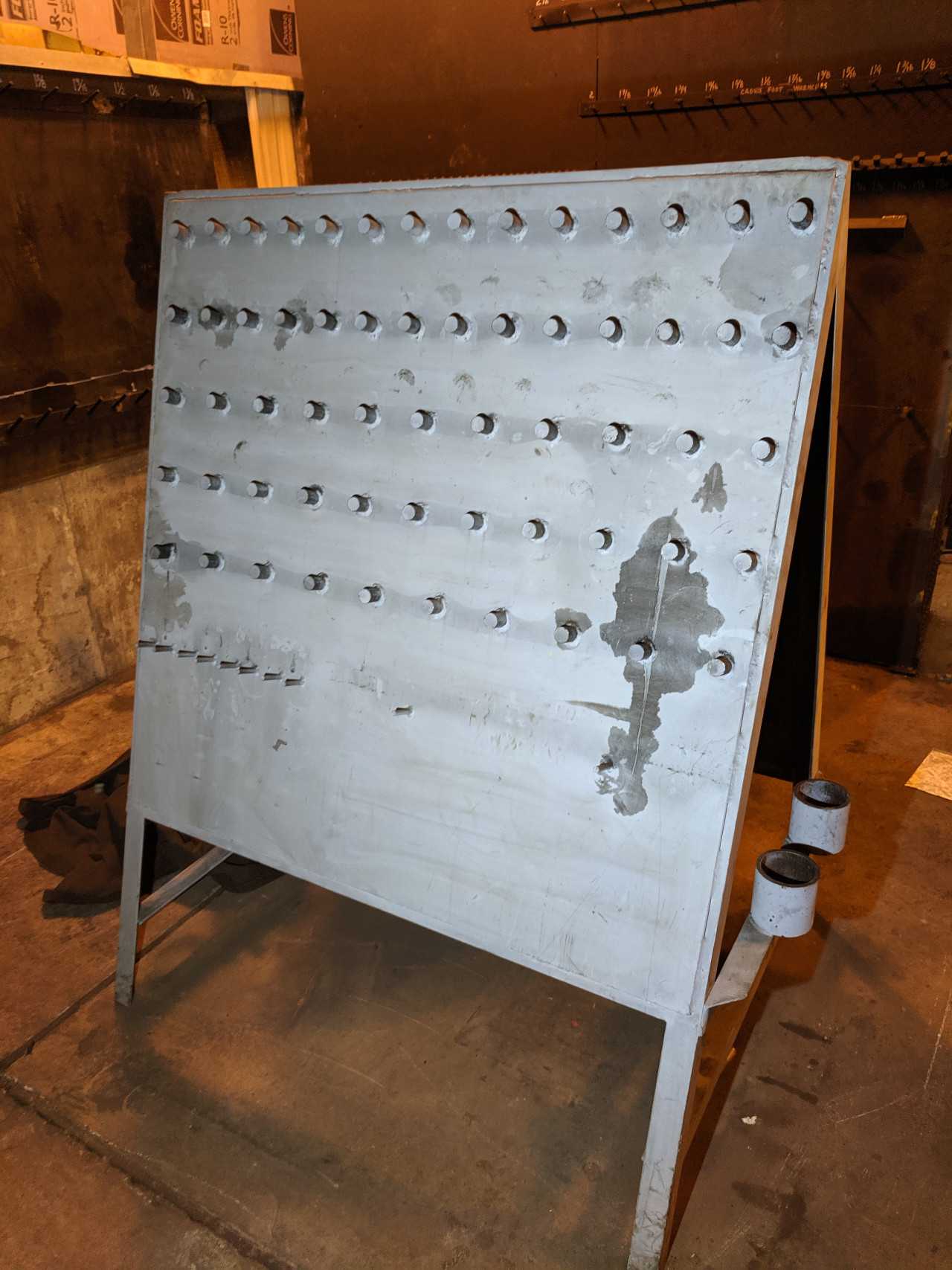 SOCKET AND TOOL STORAGE SHELVING - TOOL STORAGE