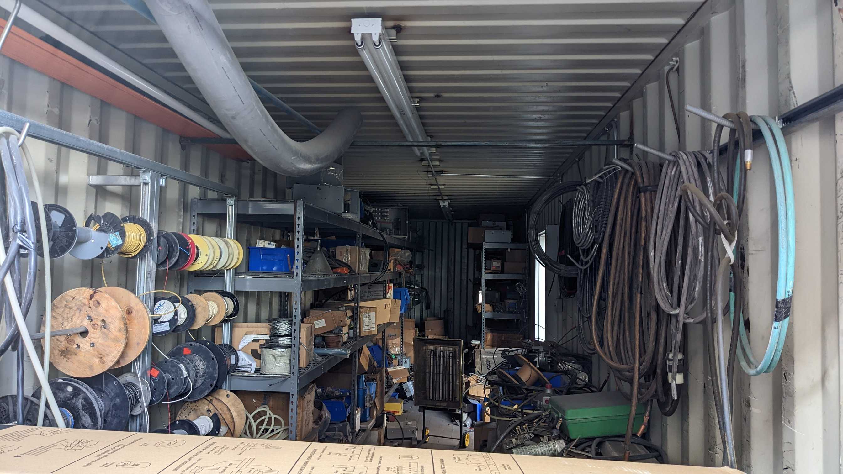 CONTENTS OF CONTAINER - INDUSTRIAL PARTS