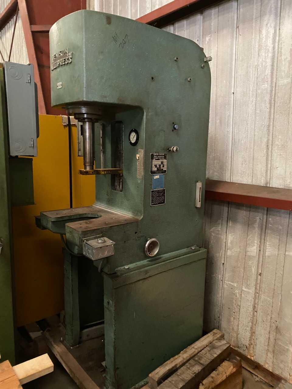 8 ton Denison Multipress - PRESSES