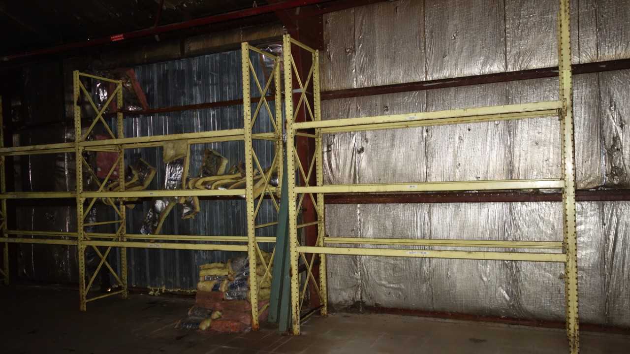 49FT OF STEEL RACKING - 12' HIGH x 3' DEEP 9ft Sections + 4ft END SECTION - PALLET RACKING