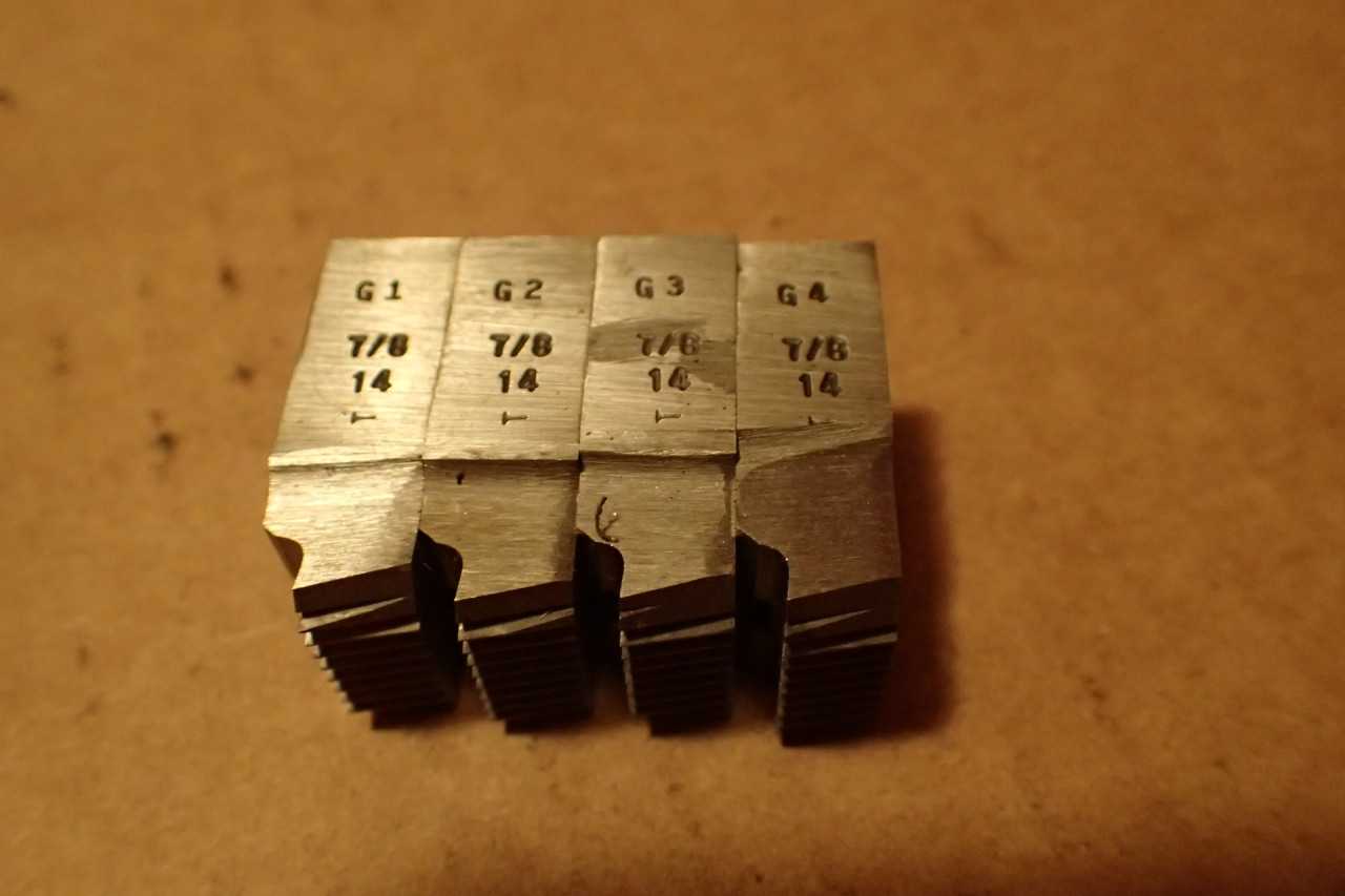 TRW Geometric 7/8" -14 NF Thread Chasers 1" DS Threading Die Head - HOLEMAKING TOOLS