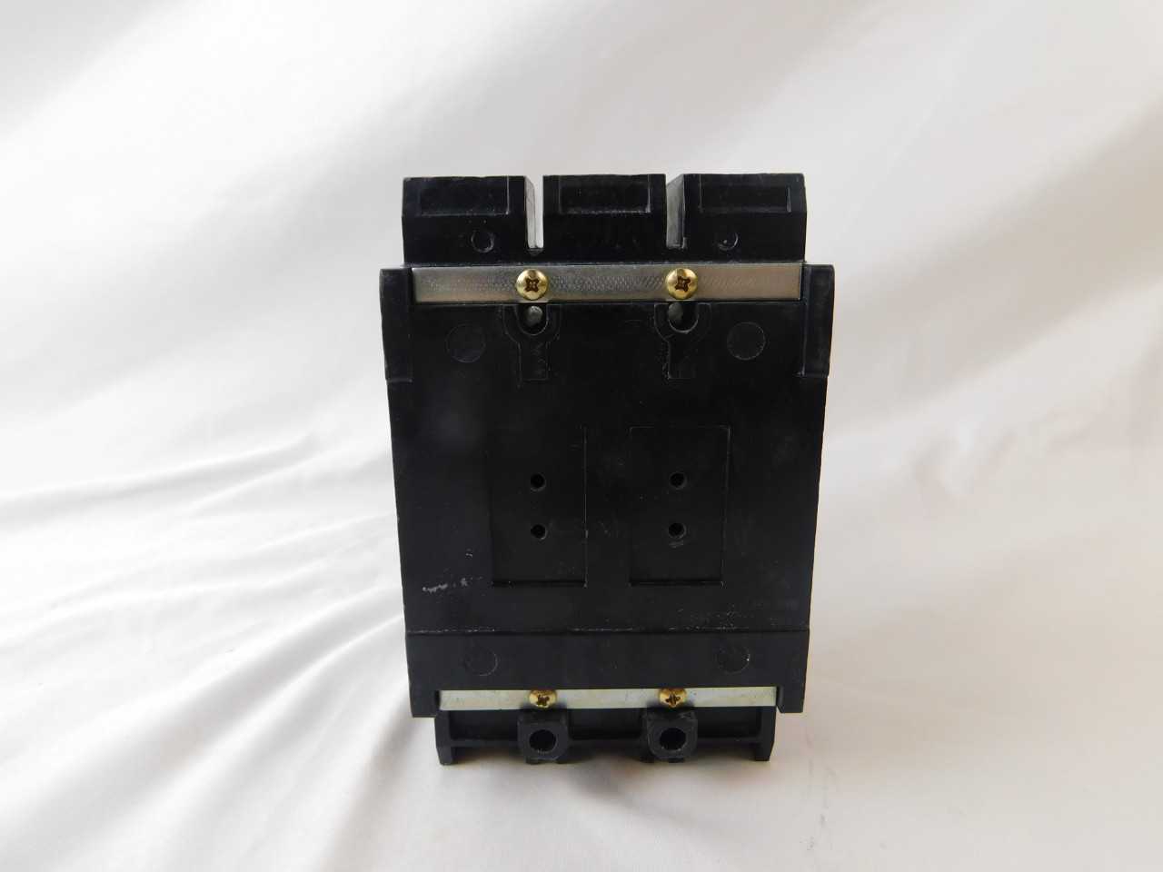 Lot of Quantity 6x GWF3040V MCCB/Molded Case Circuit Breakers - CIRCUIT BREAKERS