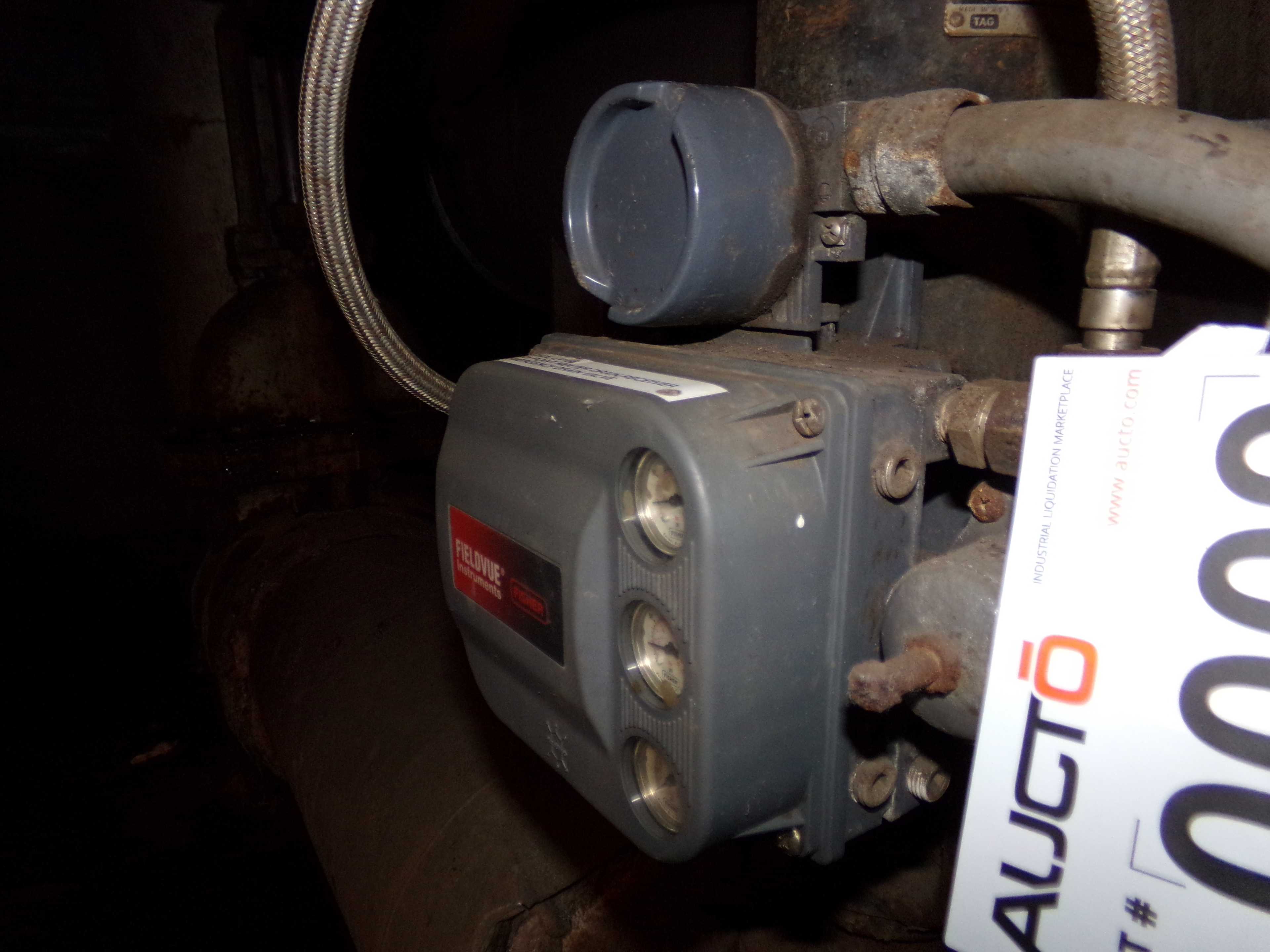 2001 FISHER CONTROLS DVC6010 FIELDVUE POSITIONER - CONTROL VALVE