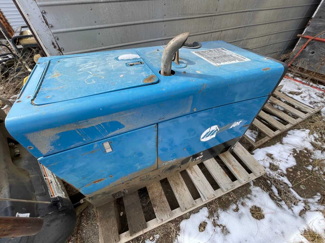 Miller Welder Generator - WELDING EQUIPMENT
