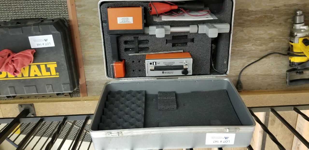 Metrotech Model 810 - PROCESS EQUIPMENT Metrotech Model 810 - PROCESS EQUIPMENT
